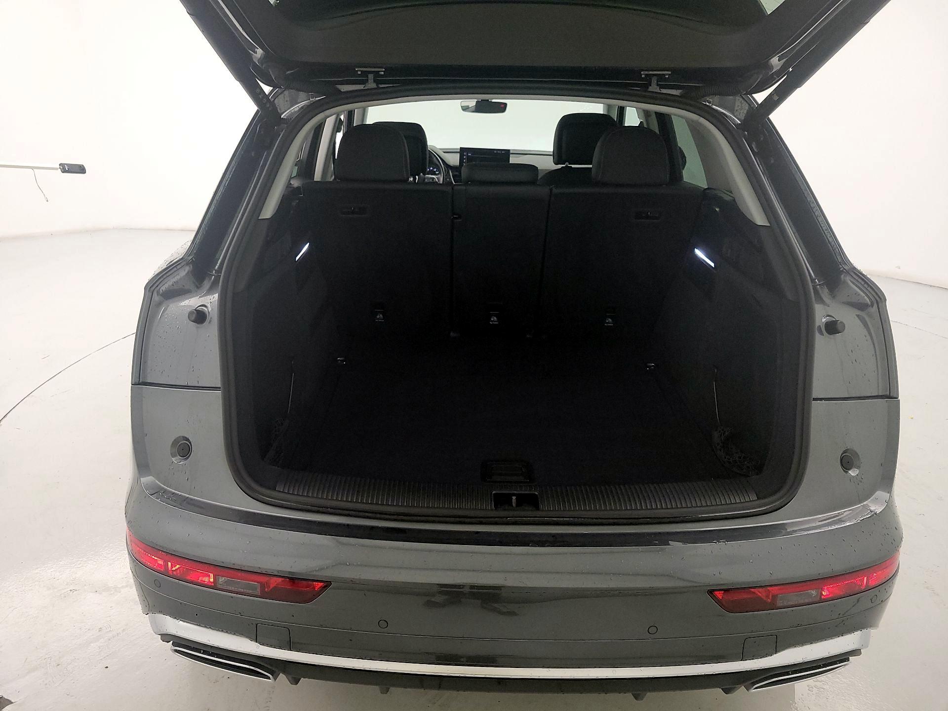Thumbnail: 2023 Audi Q5 - 20