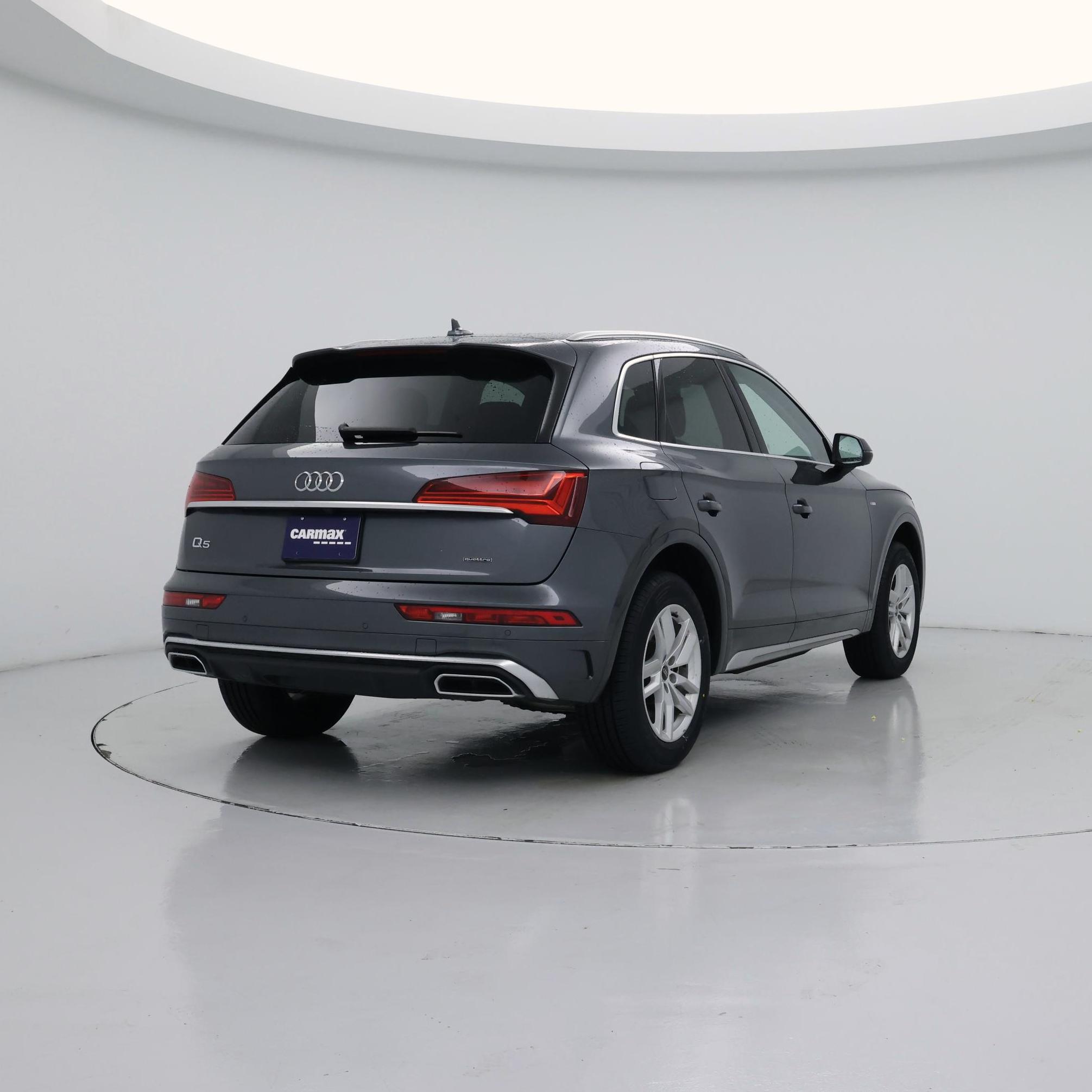 Thumbnail: 2023 Audi Q5 - 8