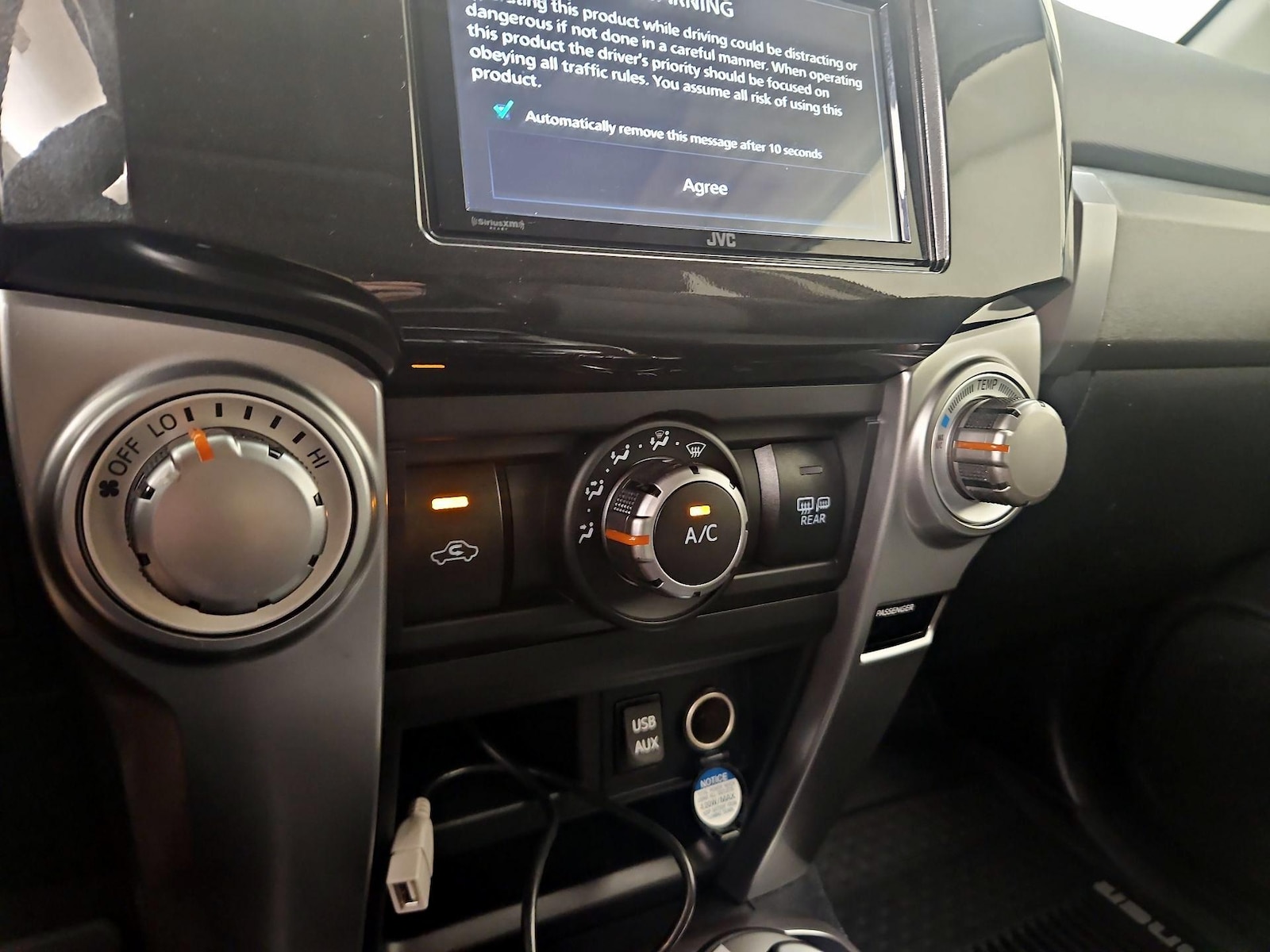 2017 Toyota 4Runner SR5 Premium - Photo 17