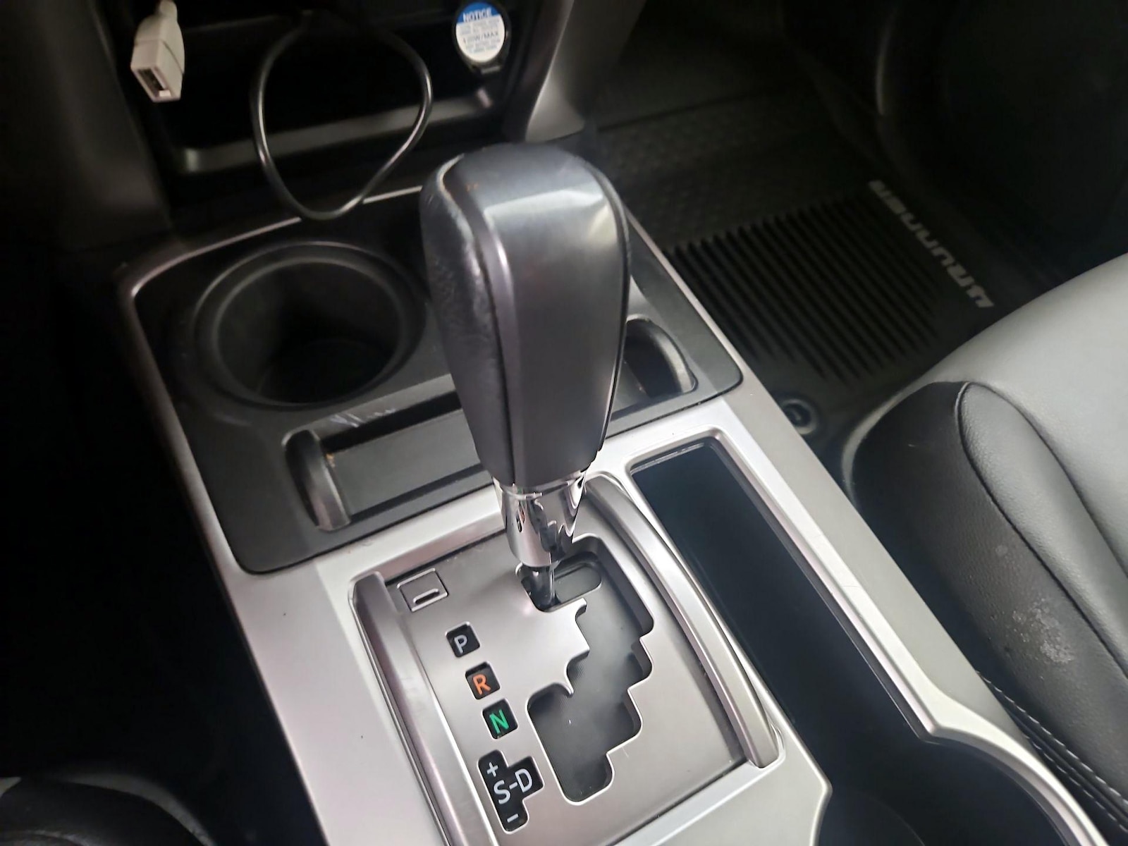 2017 Toyota 4Runner SR5 Premium - Photo 18