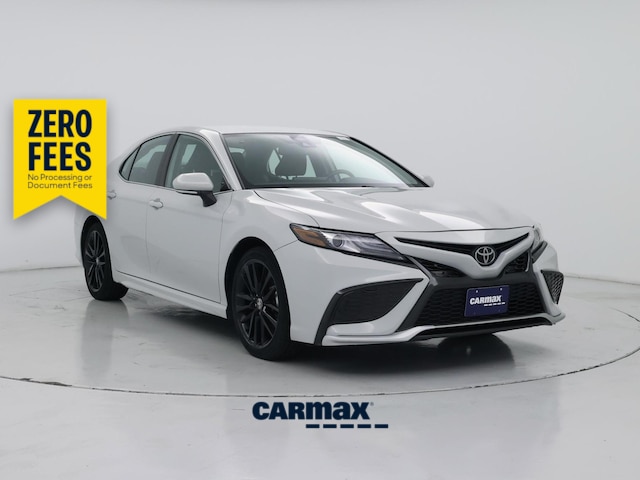 Gray 2024 Toyota Camry Sedan Front-Wheel Drive Automatic