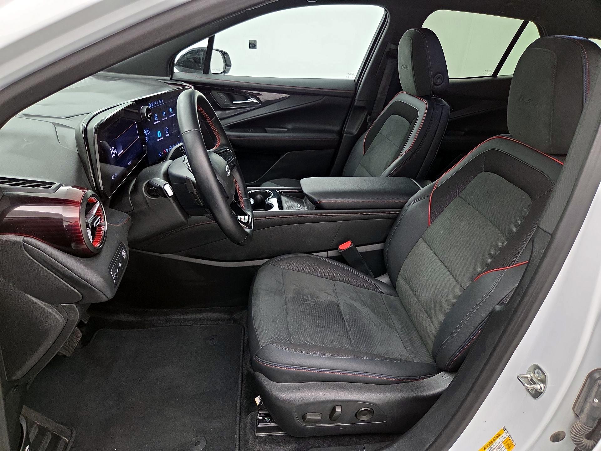 Thumbnail: 2024 Chevrolet Blazer EV - 11