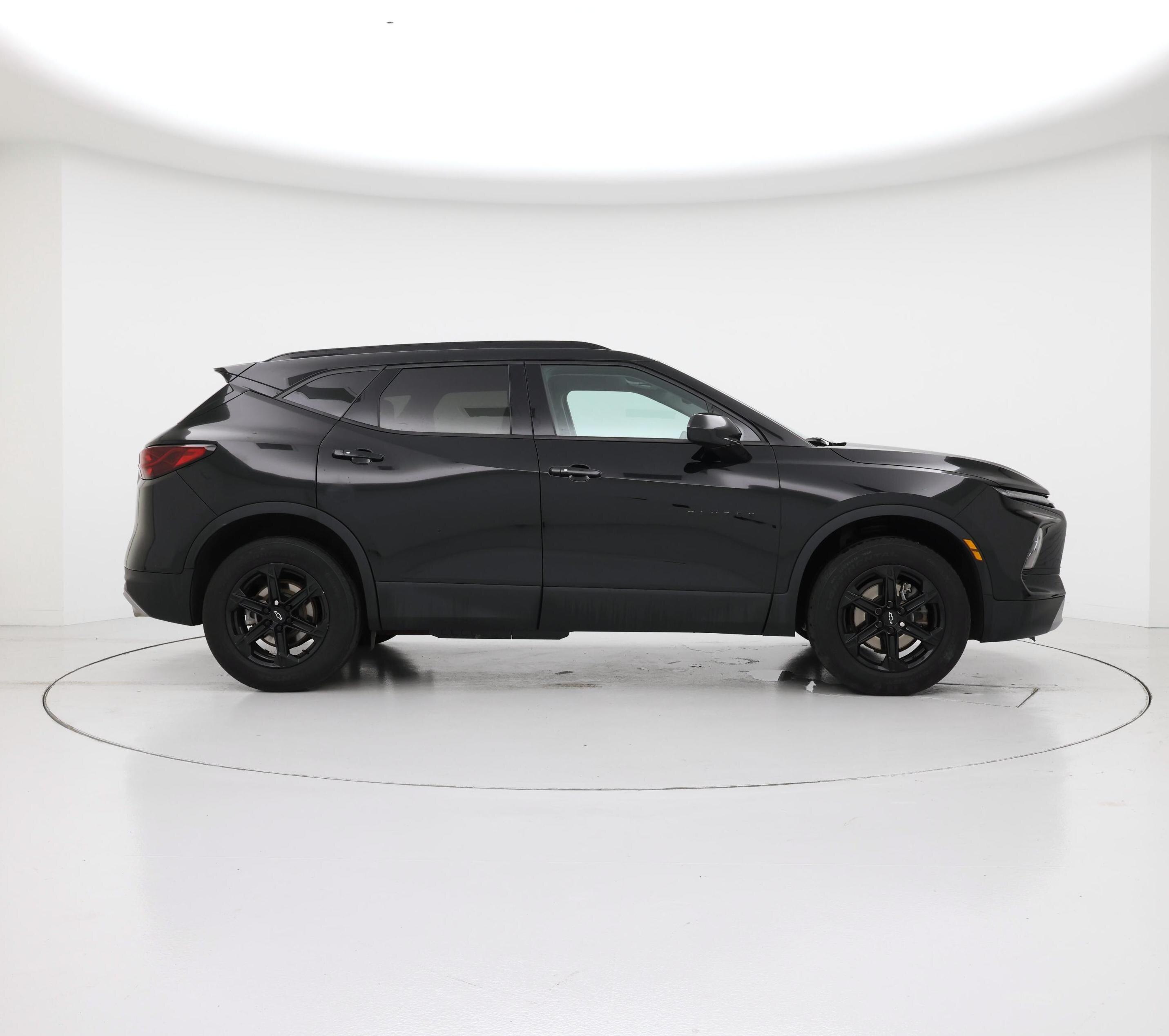 Thumbnail: 2023 Chevrolet Blazer - 7