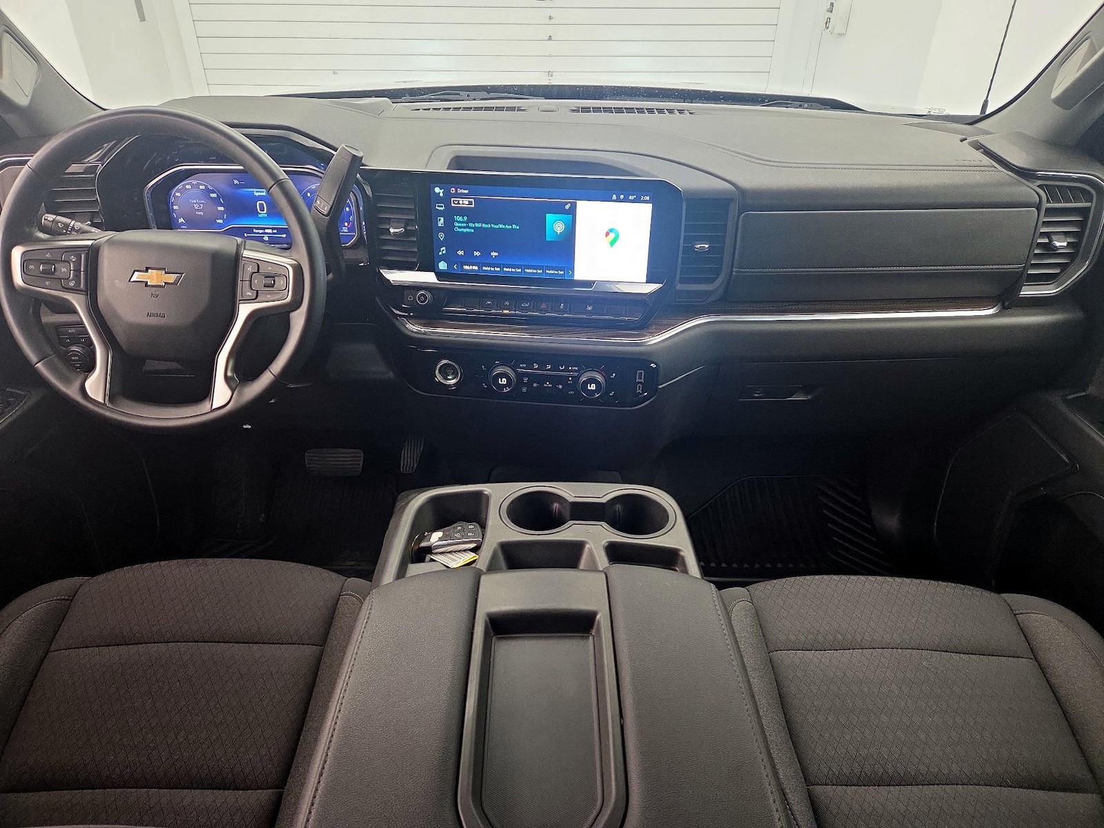 2023 Chevrolet Silverado 1500 LT - Photo 10