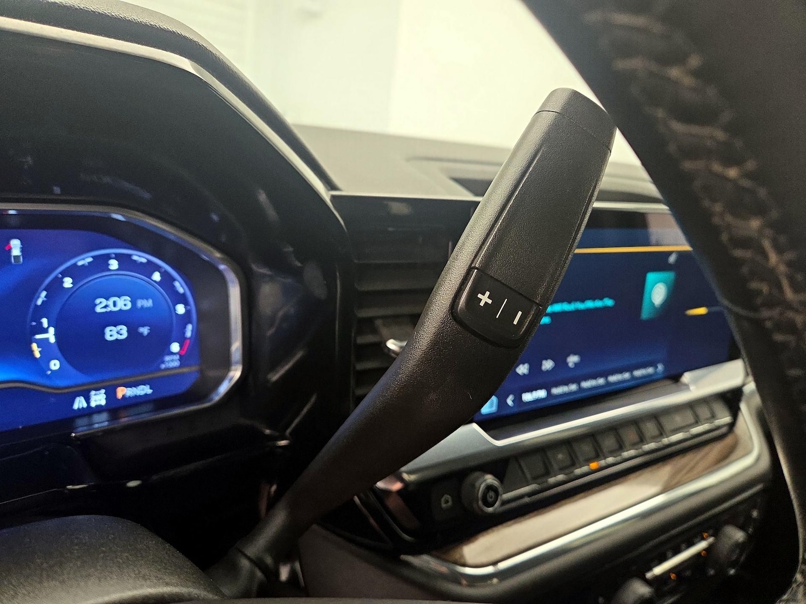 2023 Chevrolet Silverado 1500 LT - Photo 18