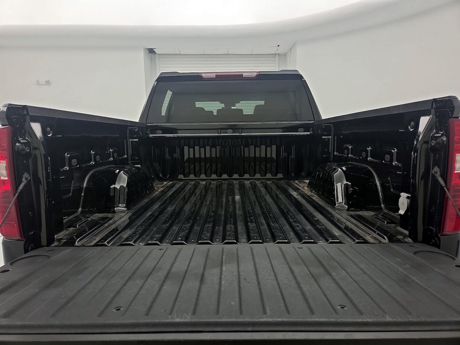 2023 Chevrolet Silverado 1500 LT - Photo 21