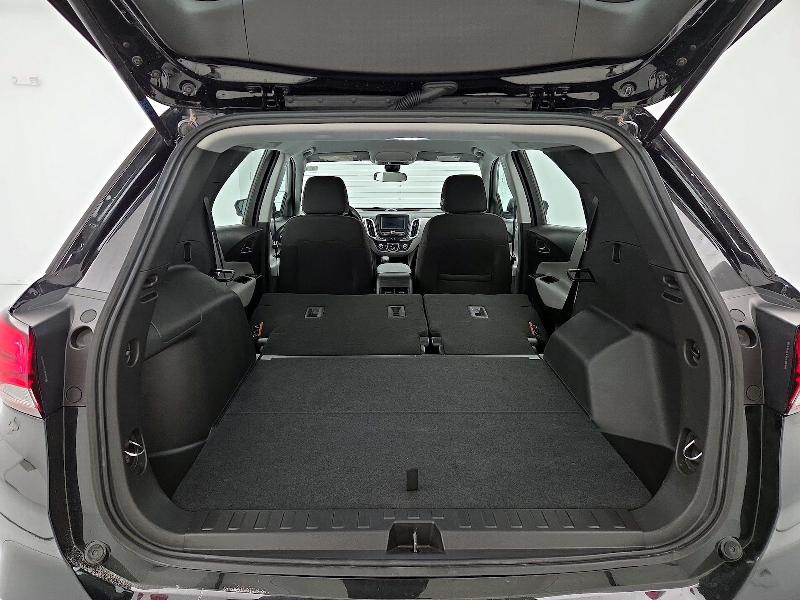 2024 Chevrolet Equinox LS - Photo 22