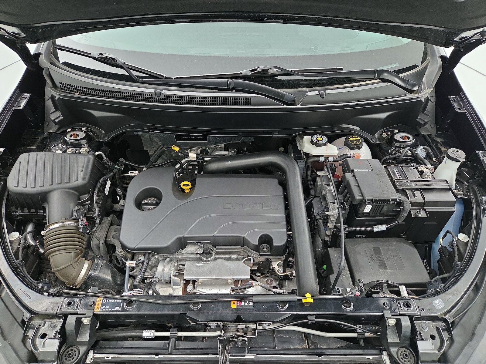 2024 Chevrolet Equinox LS - Photo 23