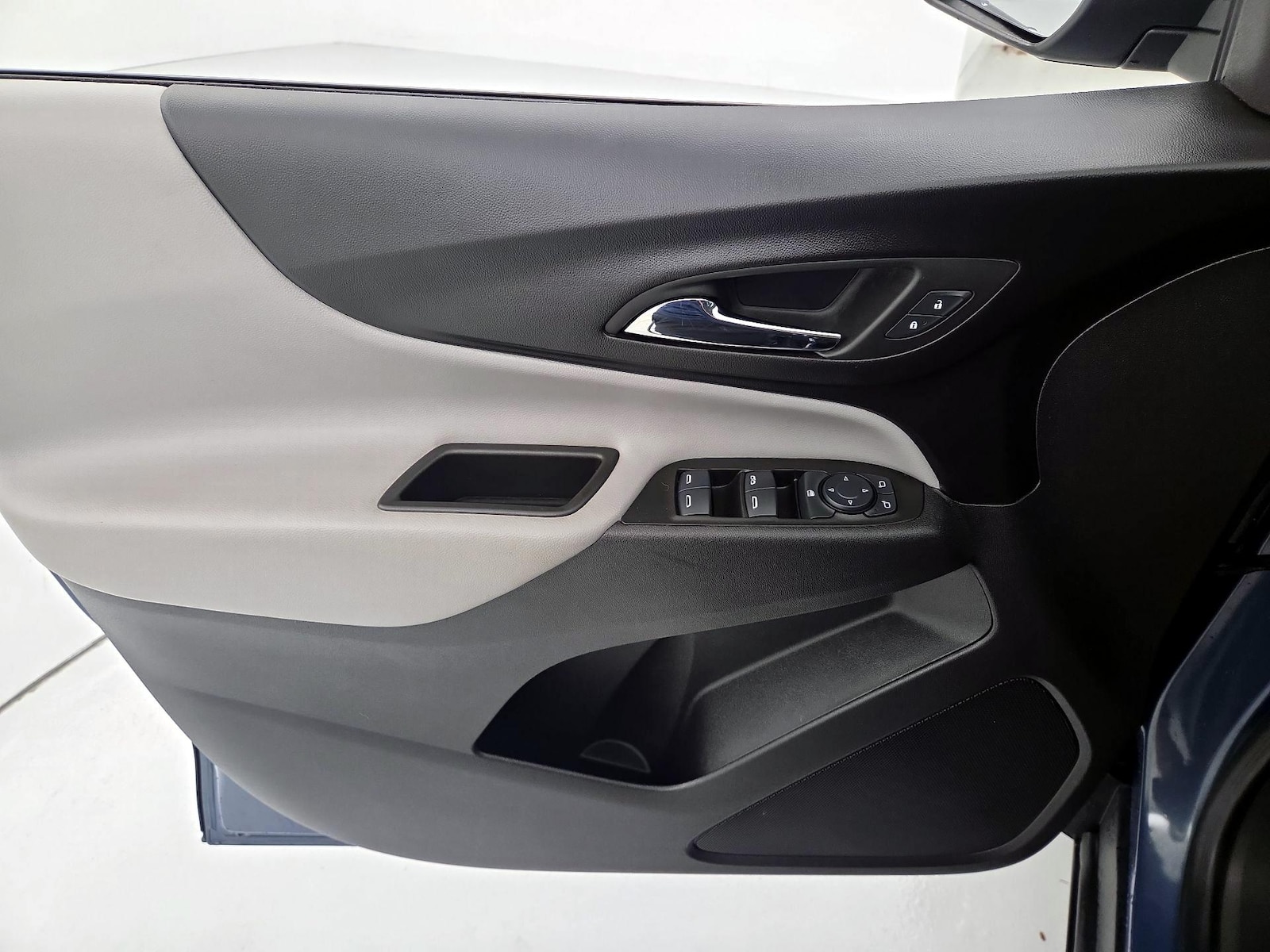 2024 Chevrolet Equinox LS - Photo 13