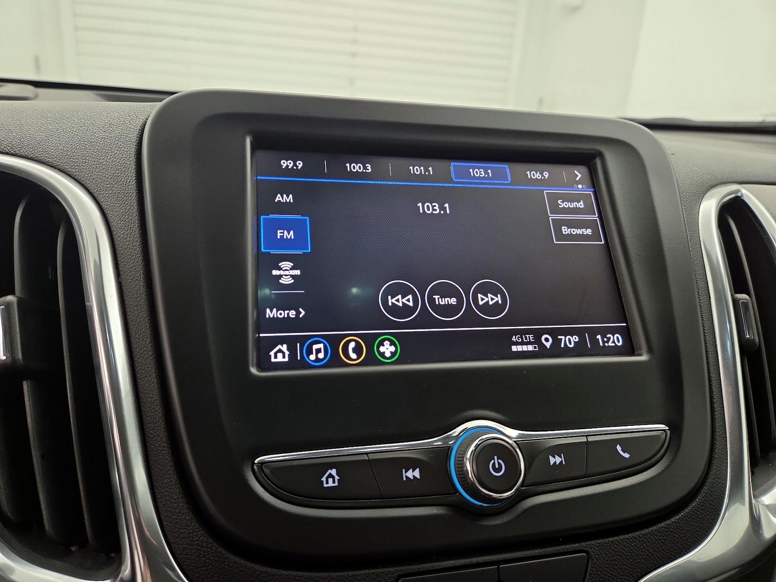 2024 Chevrolet Equinox LS - Photo 16