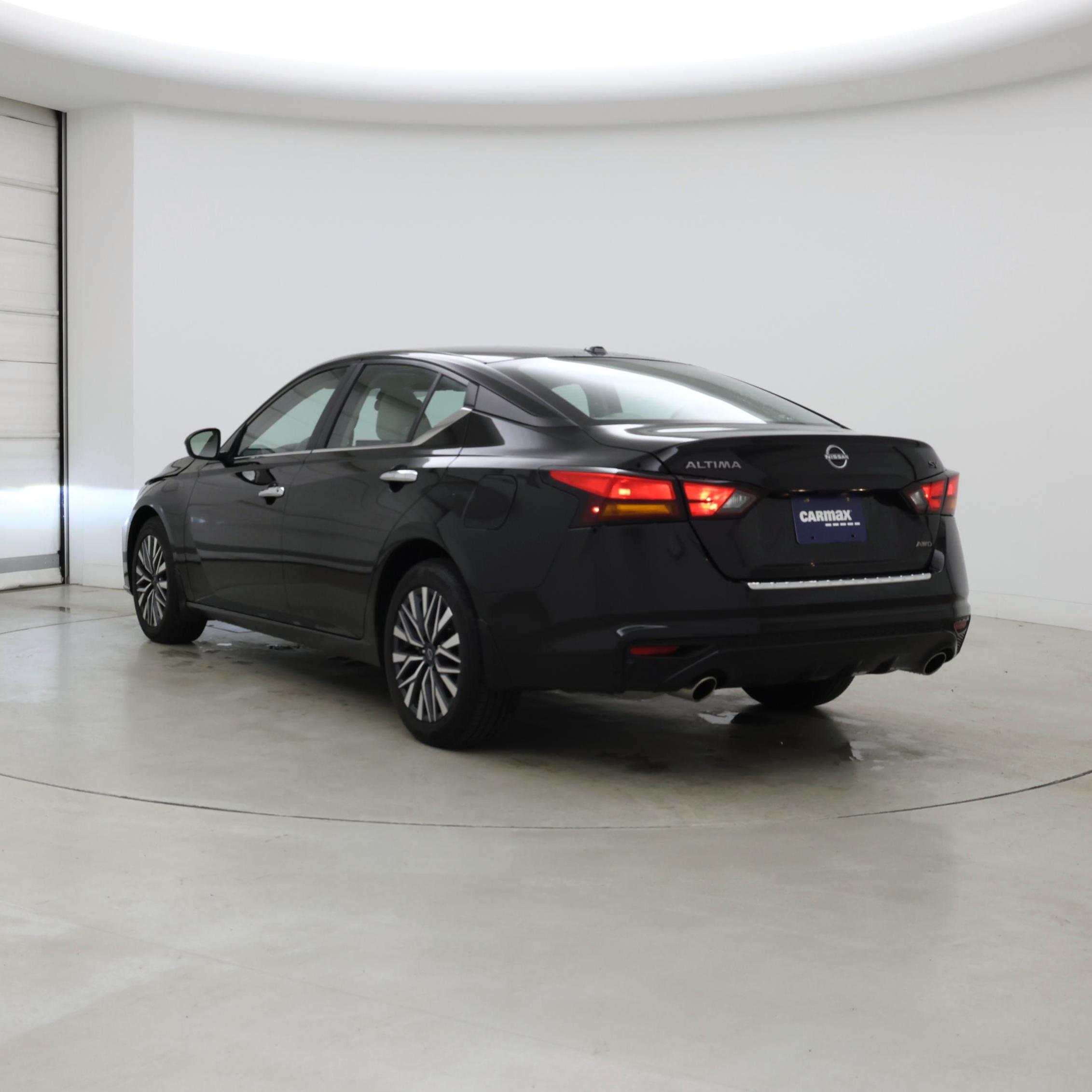 Thumbnail: 2023 Nissan Altima - 2