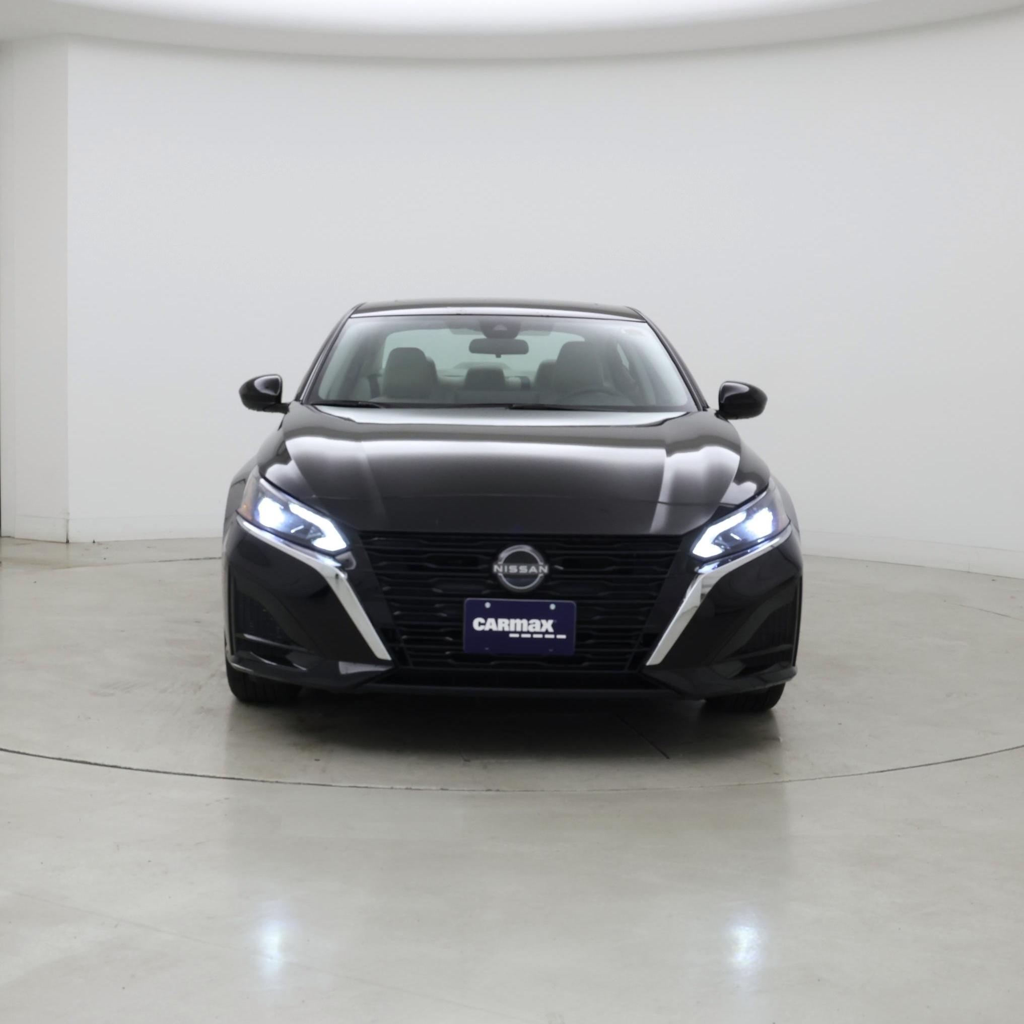 Thumbnail: 2023 Nissan Altima - 5