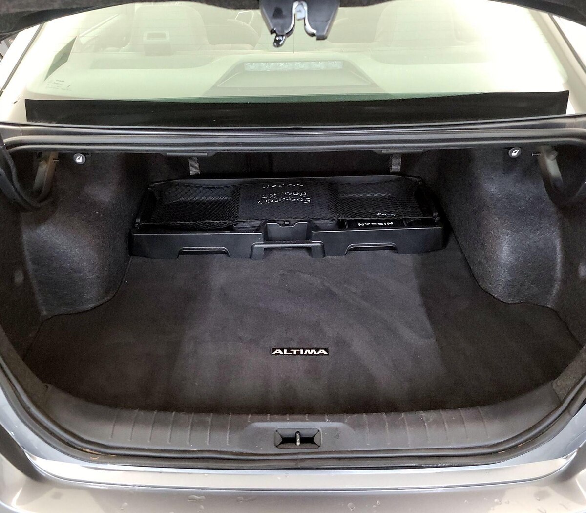 Trunk/Cargo (Seats Up)