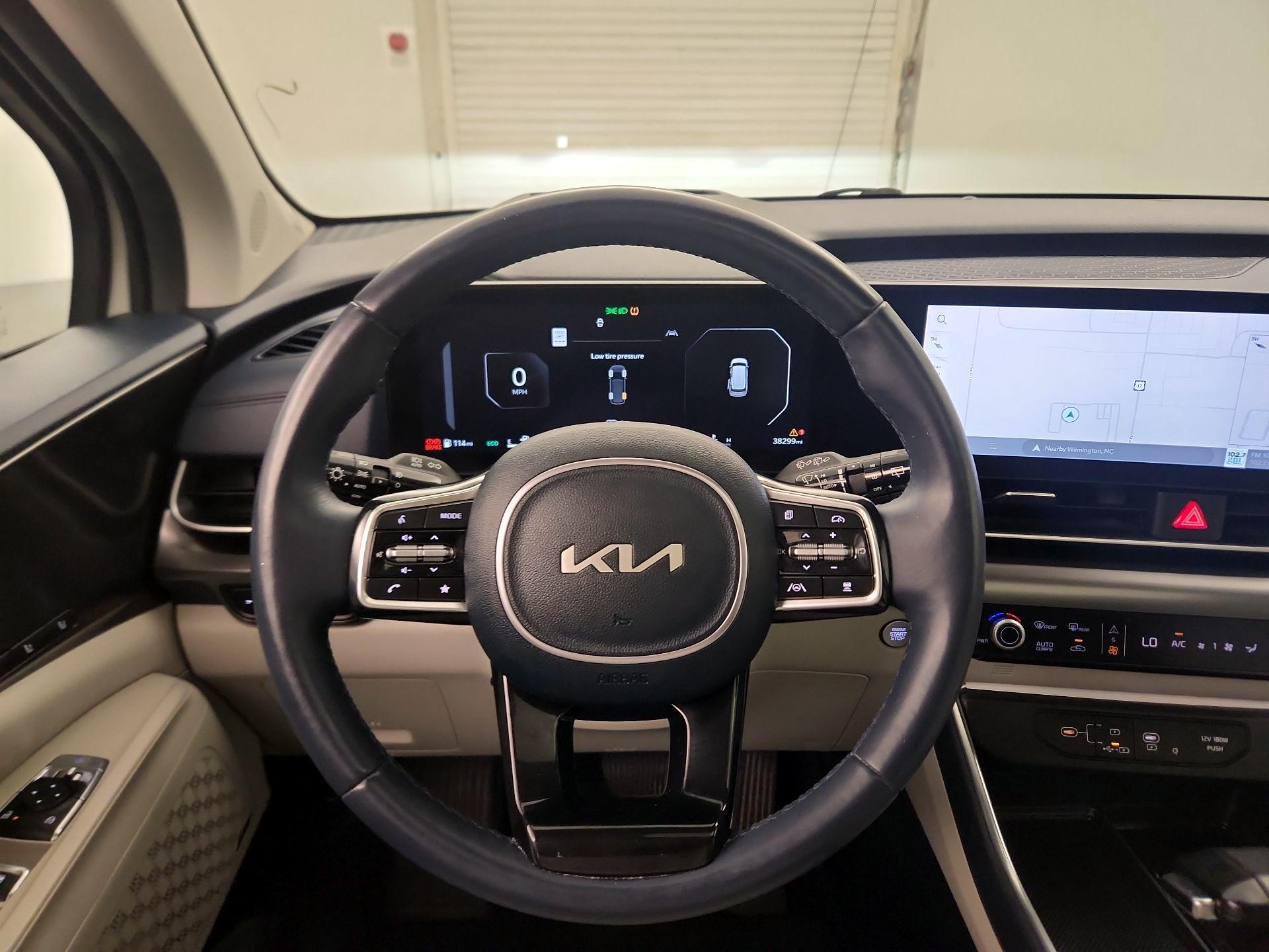 Thumbnail: 2025 Kia Carnival - 10