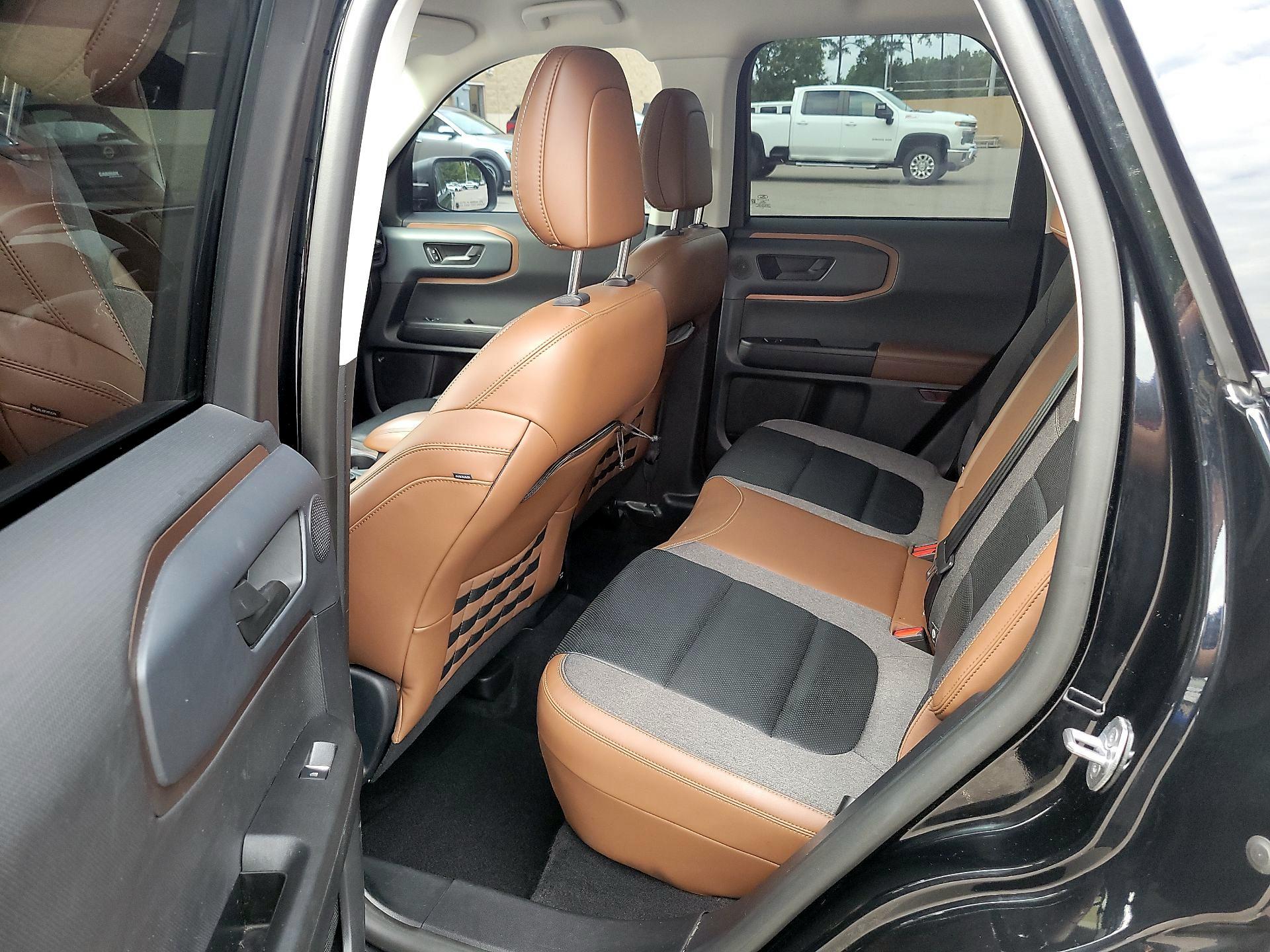 Thumbnail: 2021 Ford Bronco Sport - 17