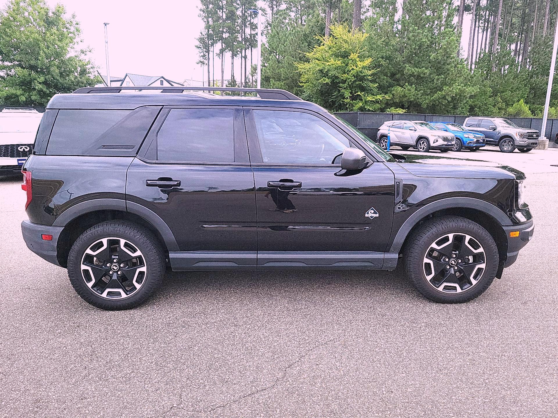 Thumbnail: 2021 Ford Bronco Sport - 4