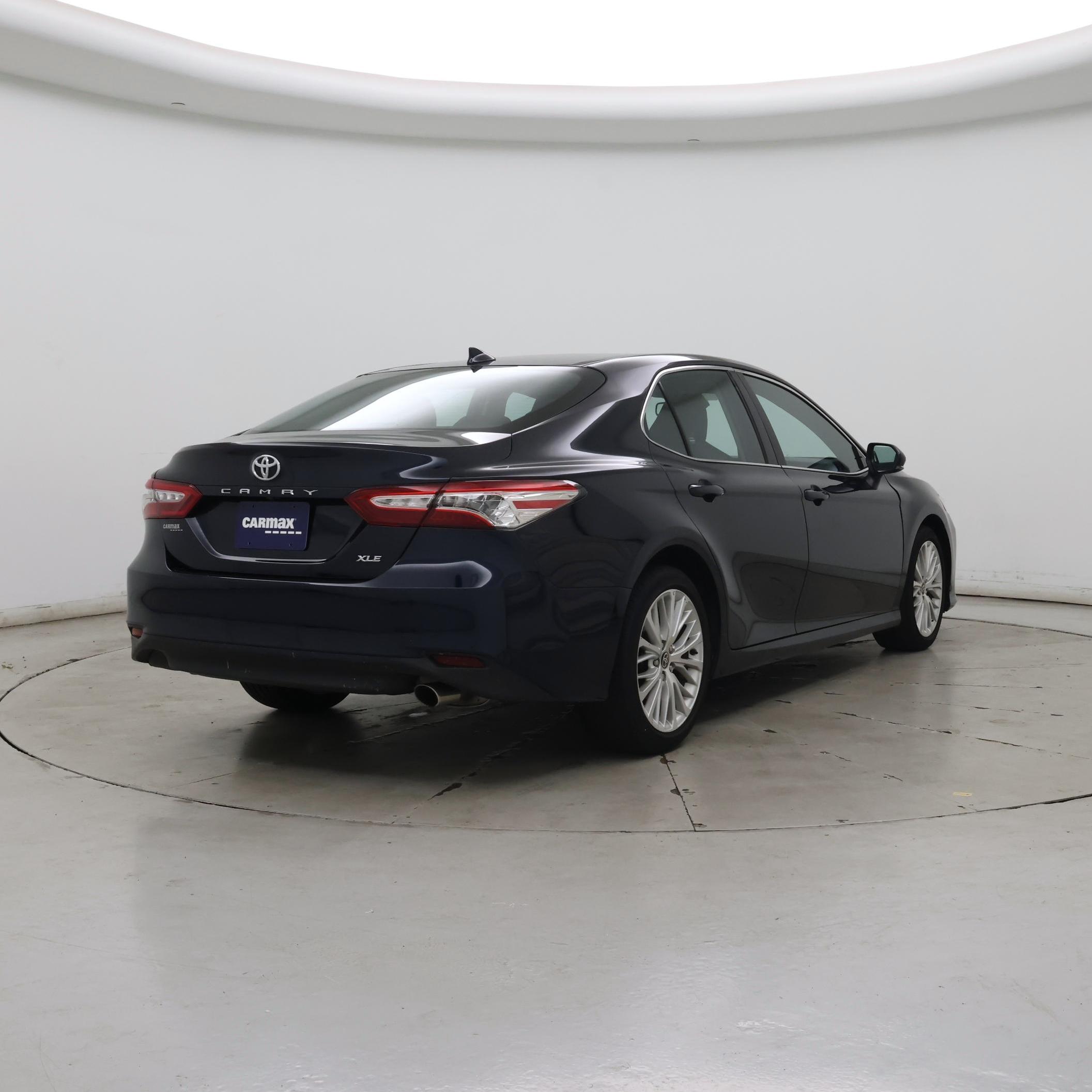 Thumbnail: 2020 Toyota Camry - 8