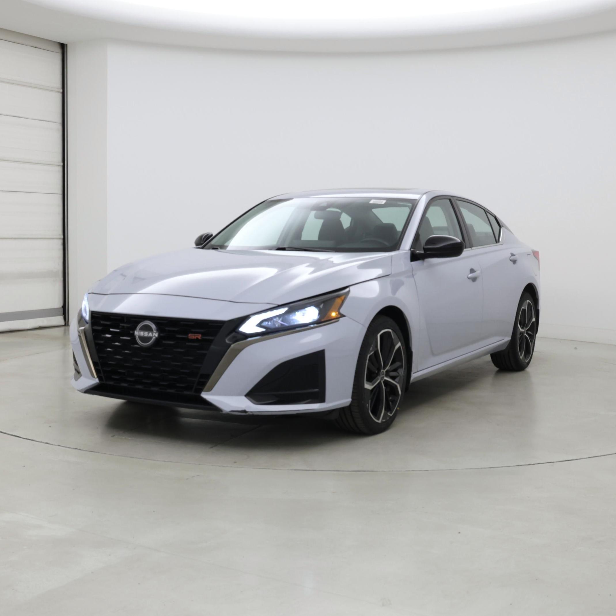 Thumbnail: 2023 Nissan Altima - 4