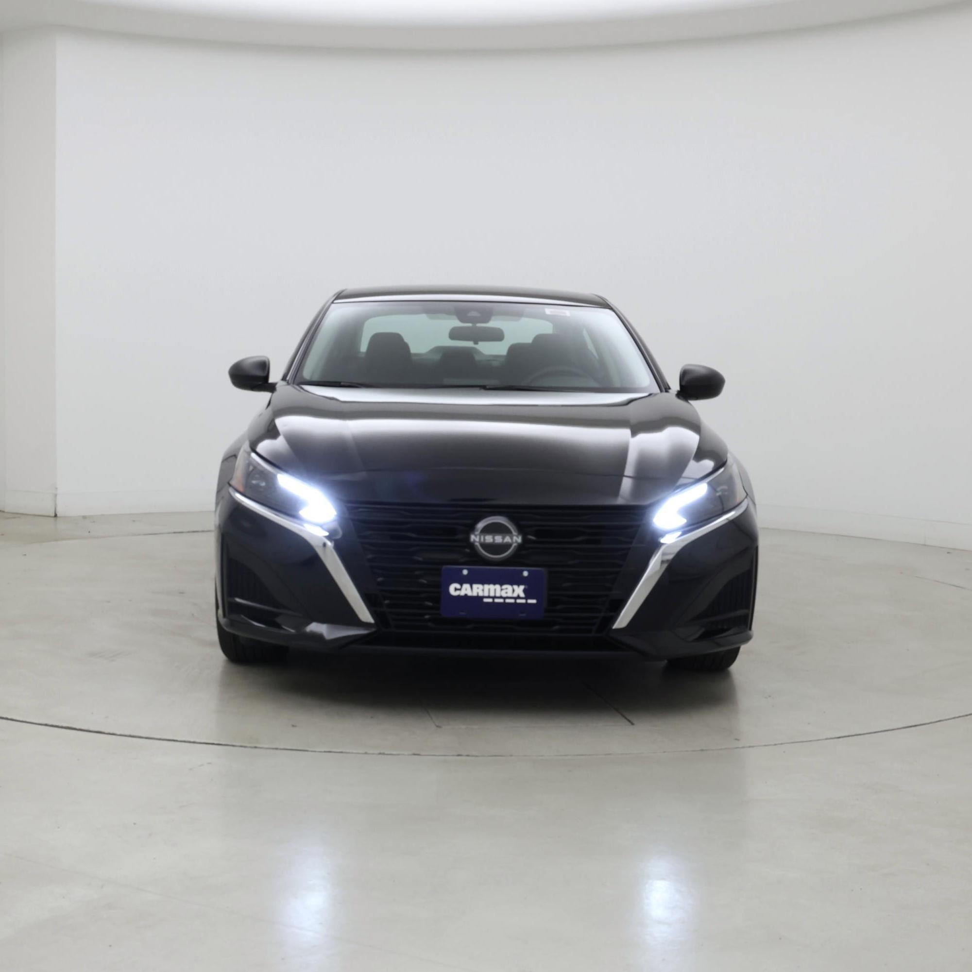 Thumbnail: 2024 Nissan Altima - 5