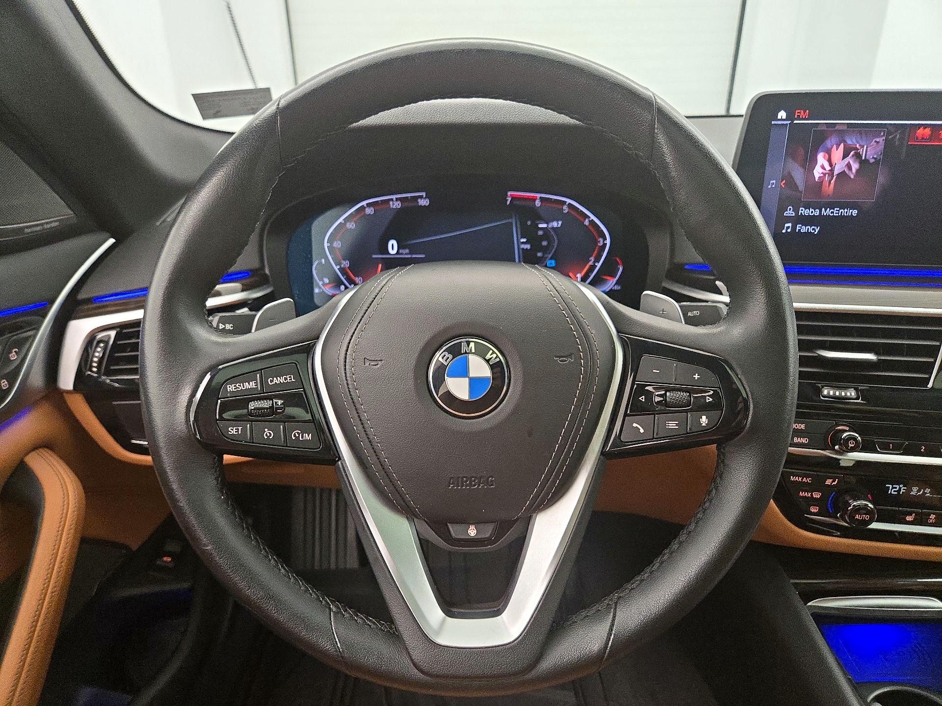 Thumbnail: 2023 BMW 5 Series - 10
