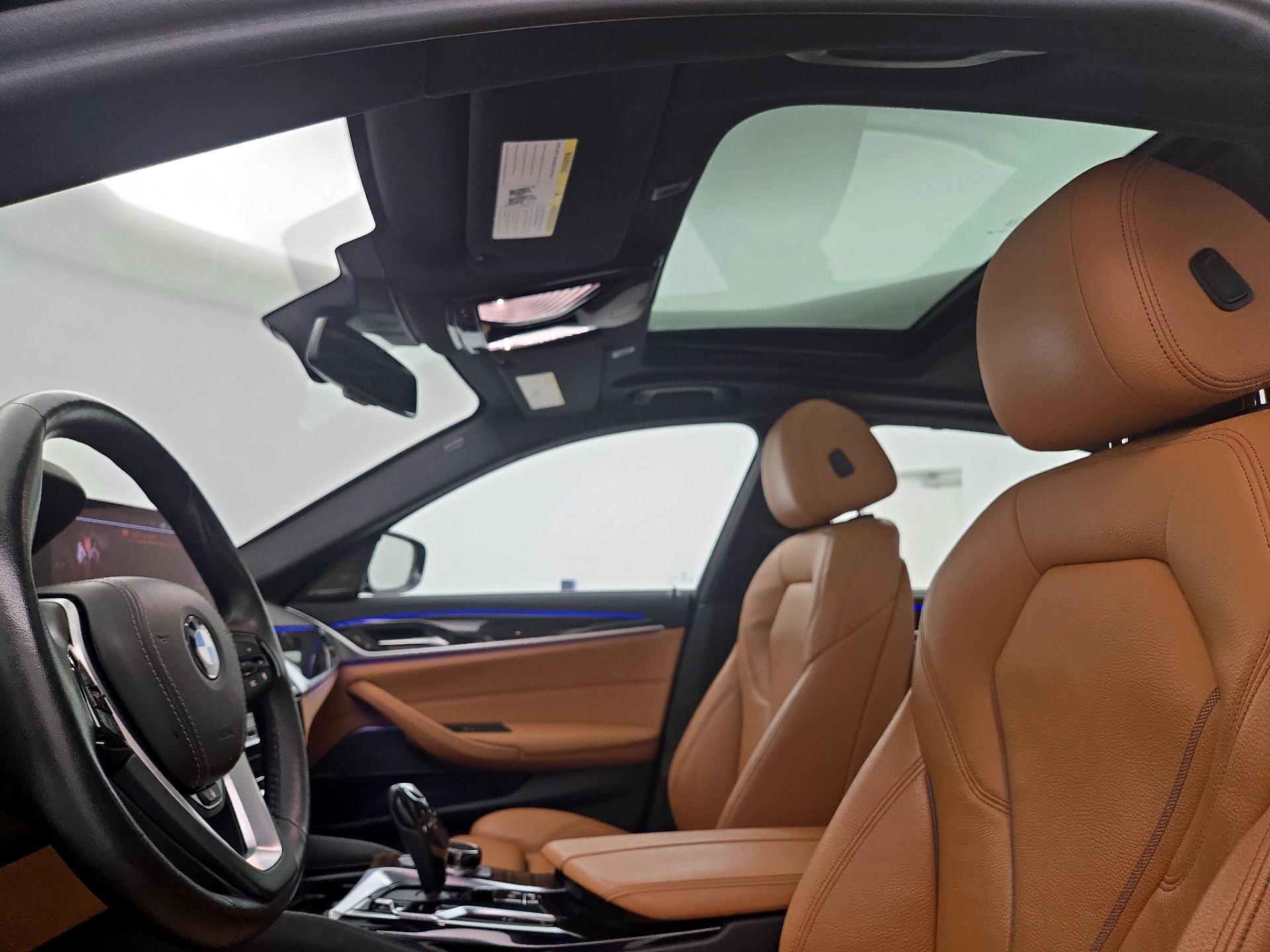 Thumbnail: 2023 BMW 5 Series - 20