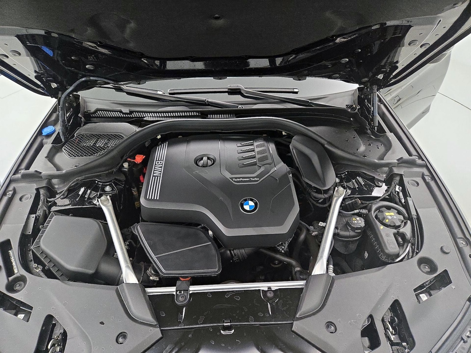 2023 BMW 5 Series 530i - Photo 24