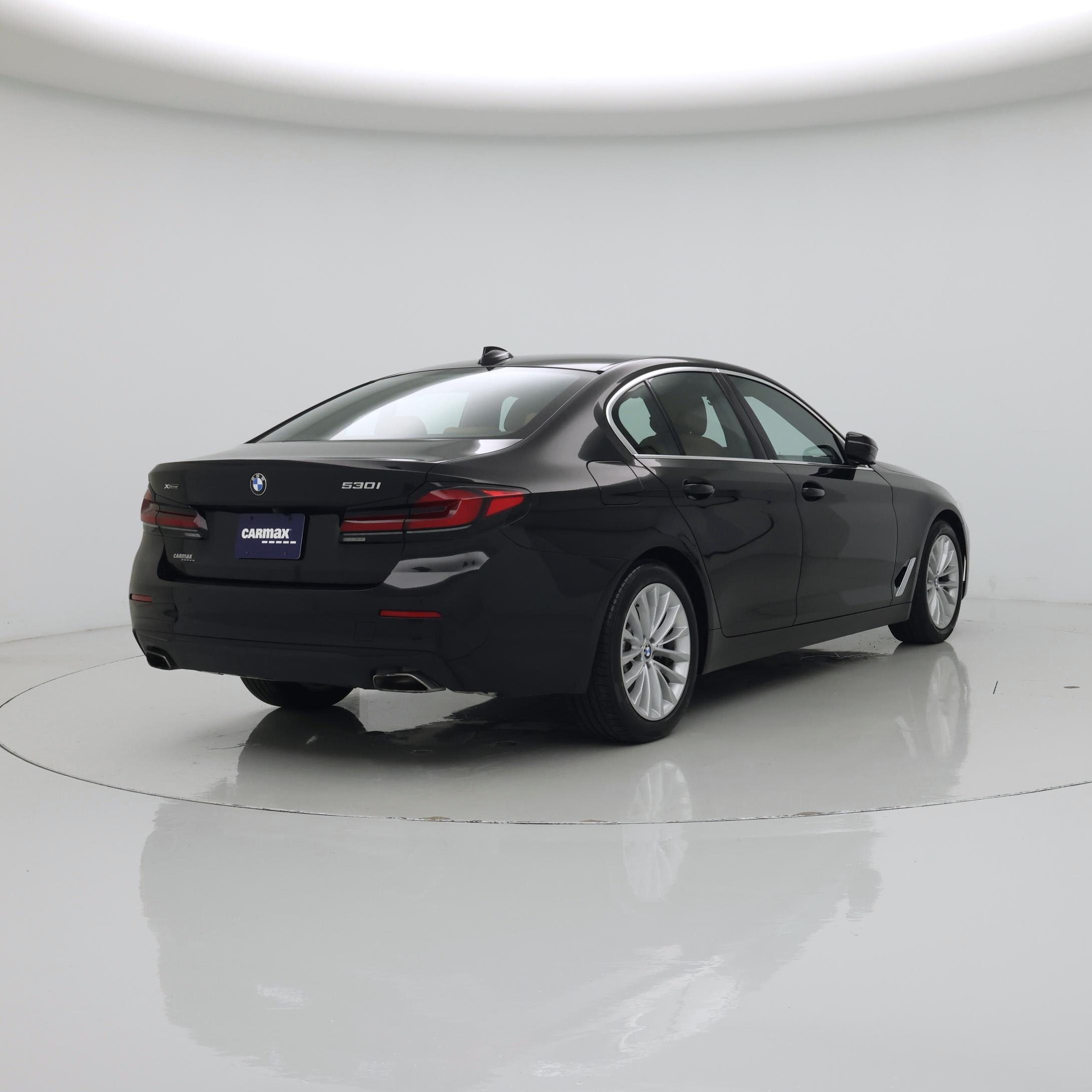 Thumbnail: 2023 BMW 5 Series - 8