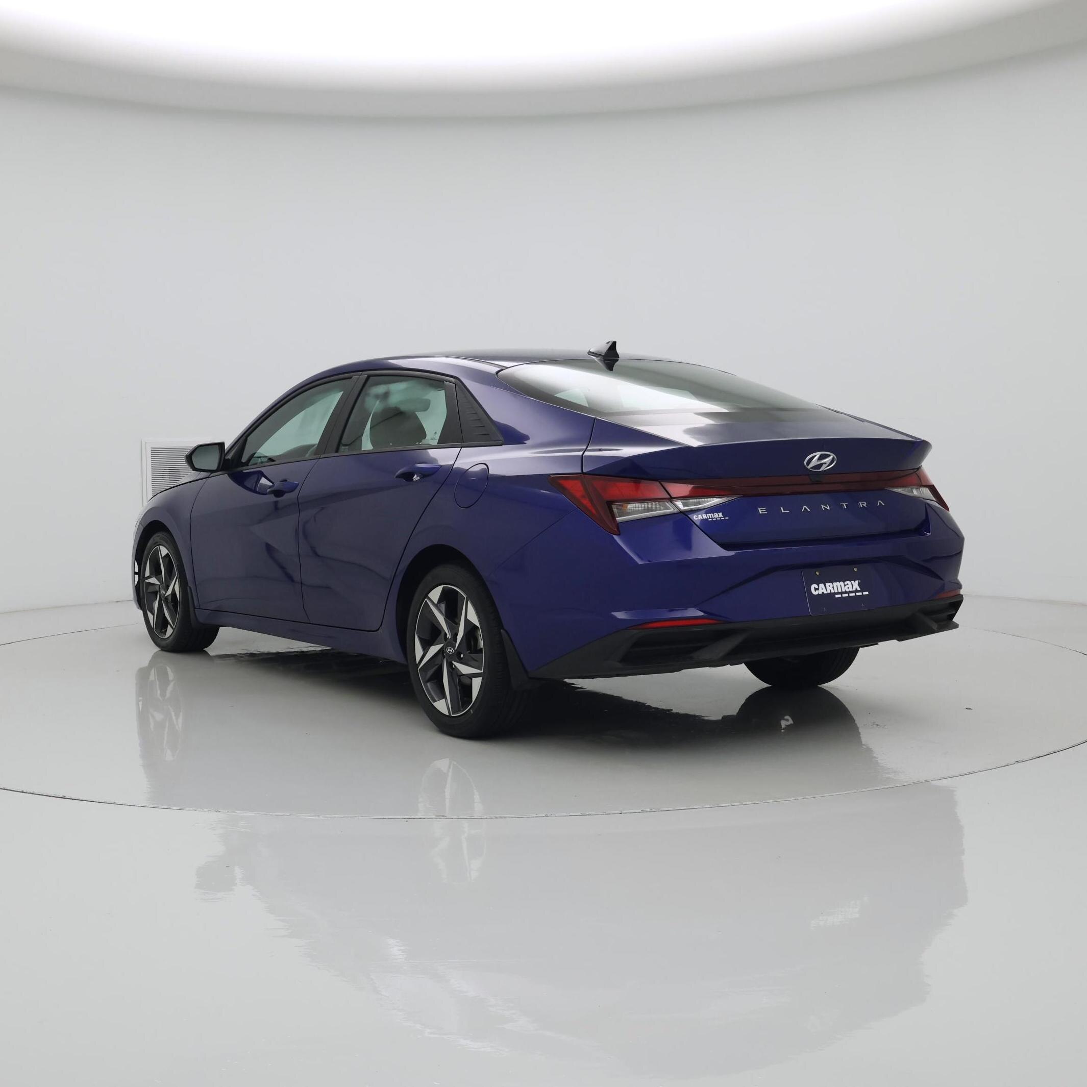Thumbnail: 2023 Hyundai Elantra - 2