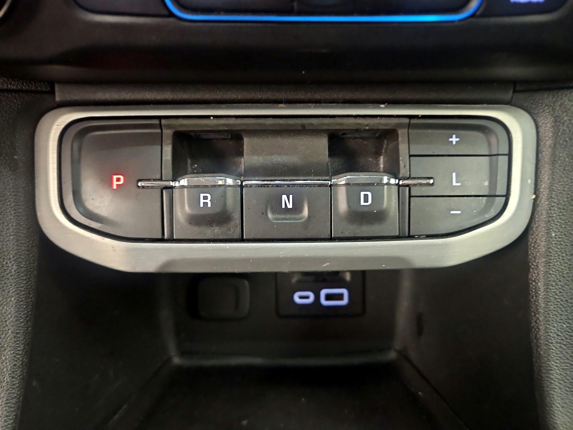 Thumbnail: 2023 GMC Acadia - 18