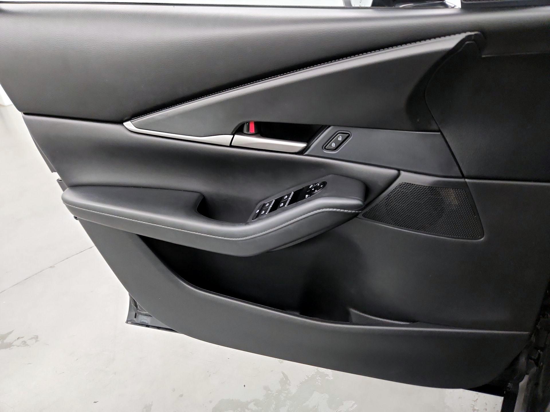 Thumbnail: 2023 Mazda CX-30 - 12
