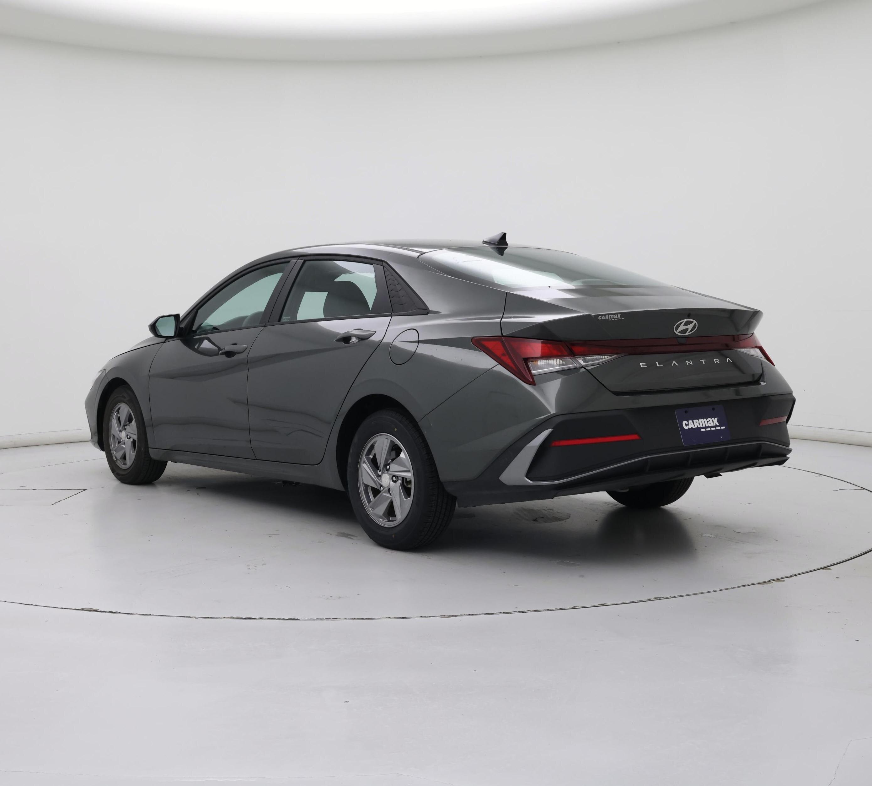 Thumbnail: 2024 Hyundai Elantra - 2