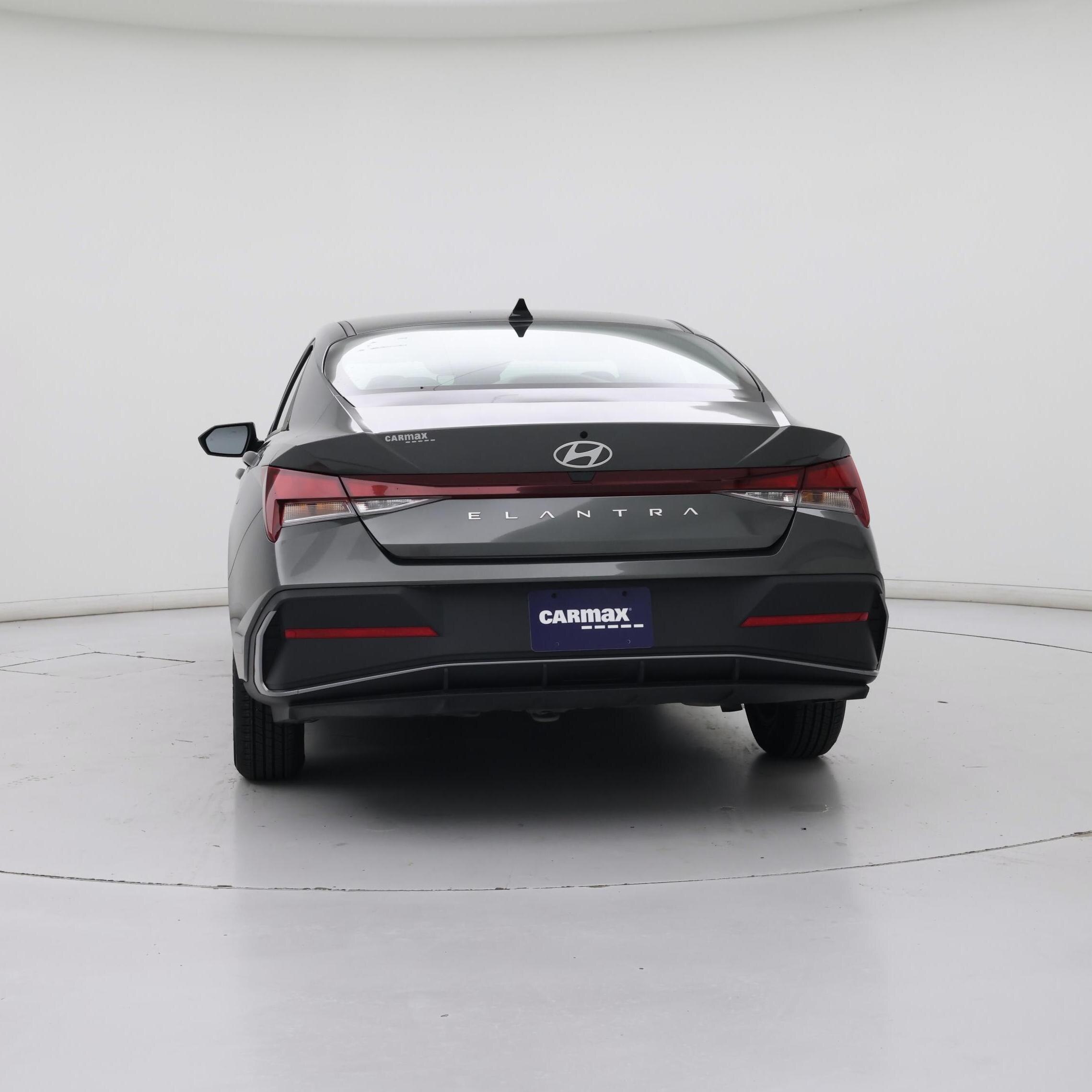 Thumbnail: 2024 Hyundai Elantra - 6