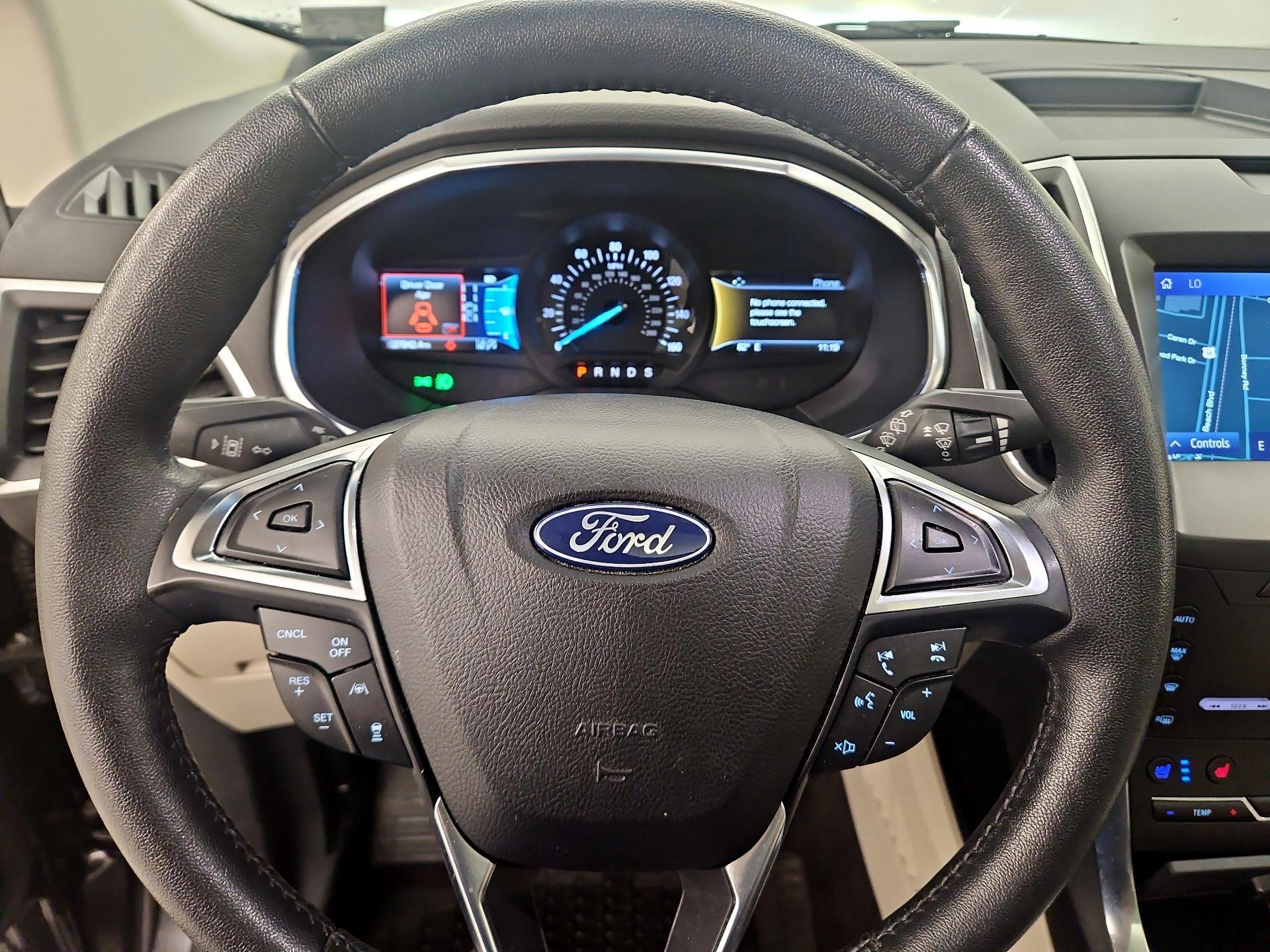 Thumbnail: 2020 Ford Edge - 10