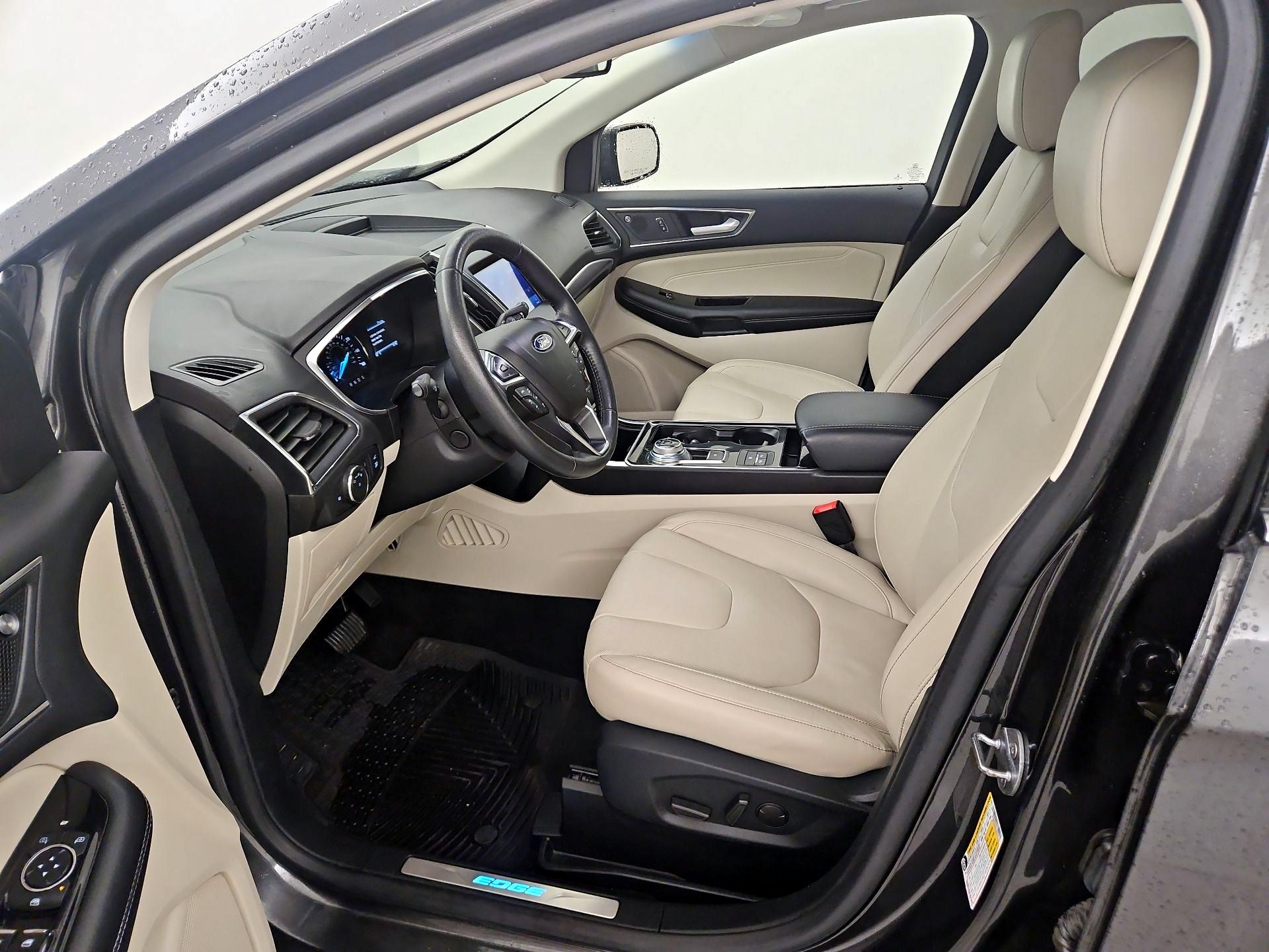 Thumbnail: 2020 Ford Edge - 11
