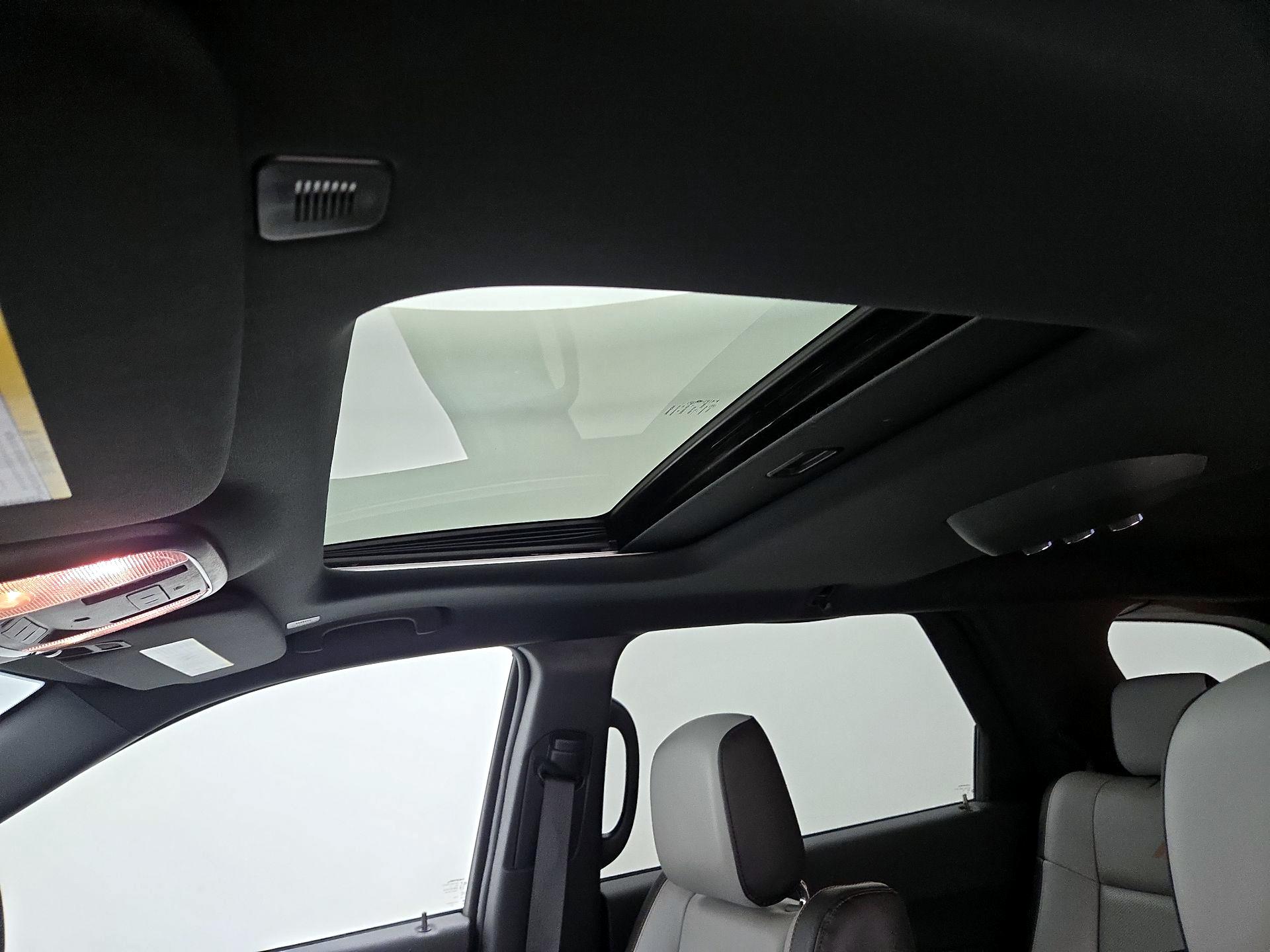 Thumbnail: 2022 Dodge Durango - 20
