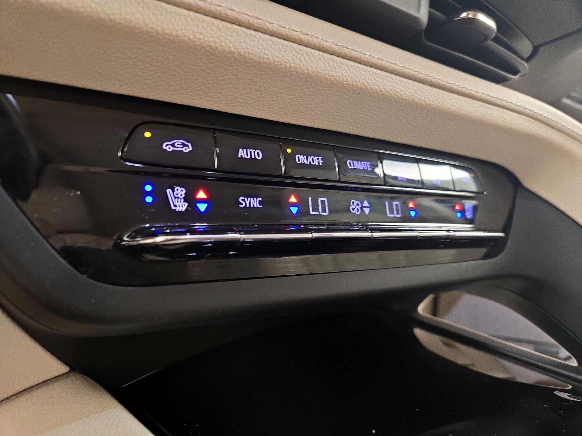 Thumbnail: 2022 Buick Envision - 16