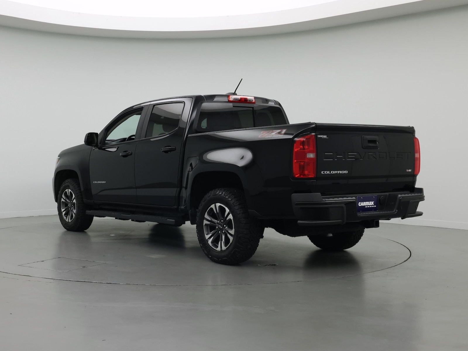 2022 Chevrolet Colorado Z71 - Photo 3