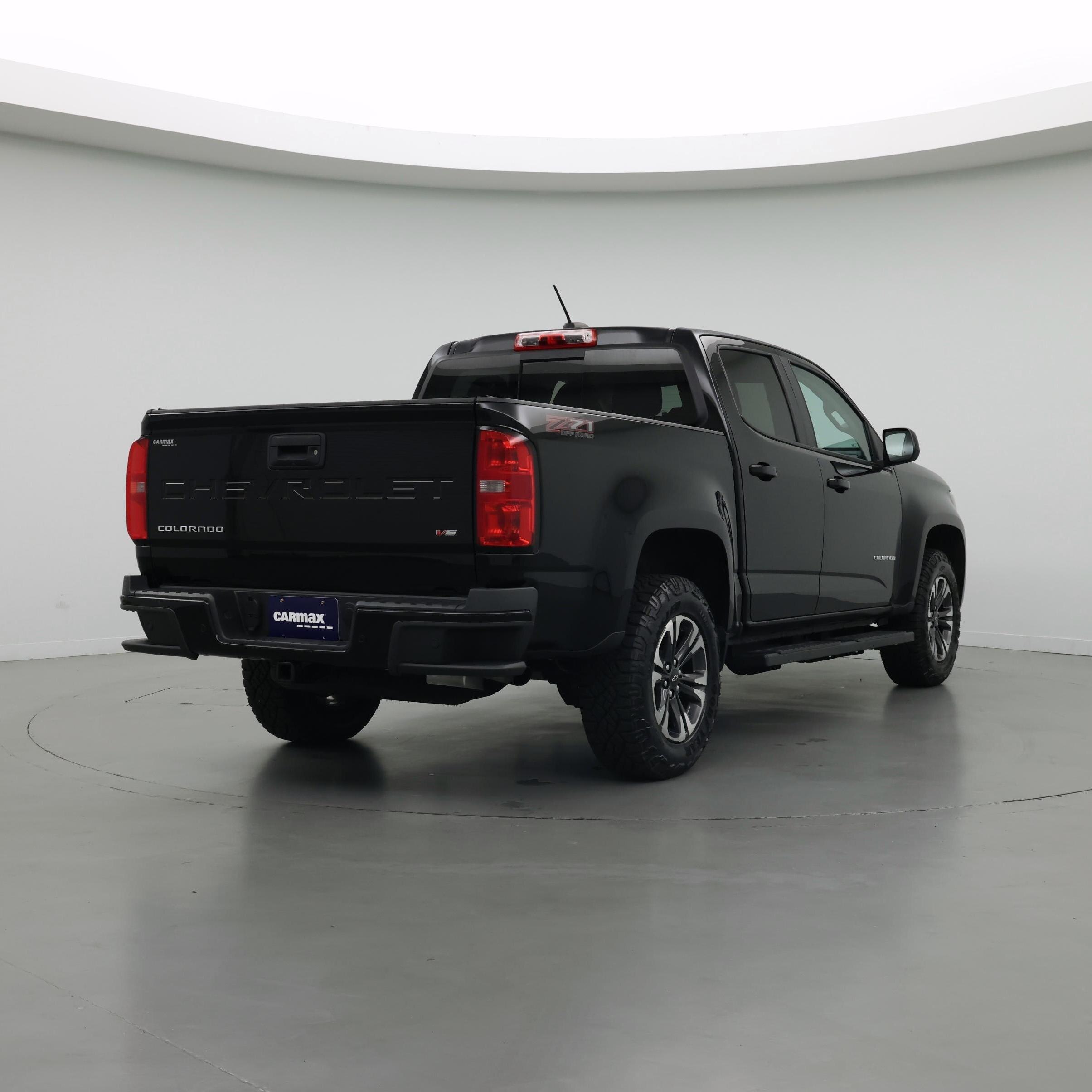 Thumbnail: 2022 Chevrolet Colorado - 8