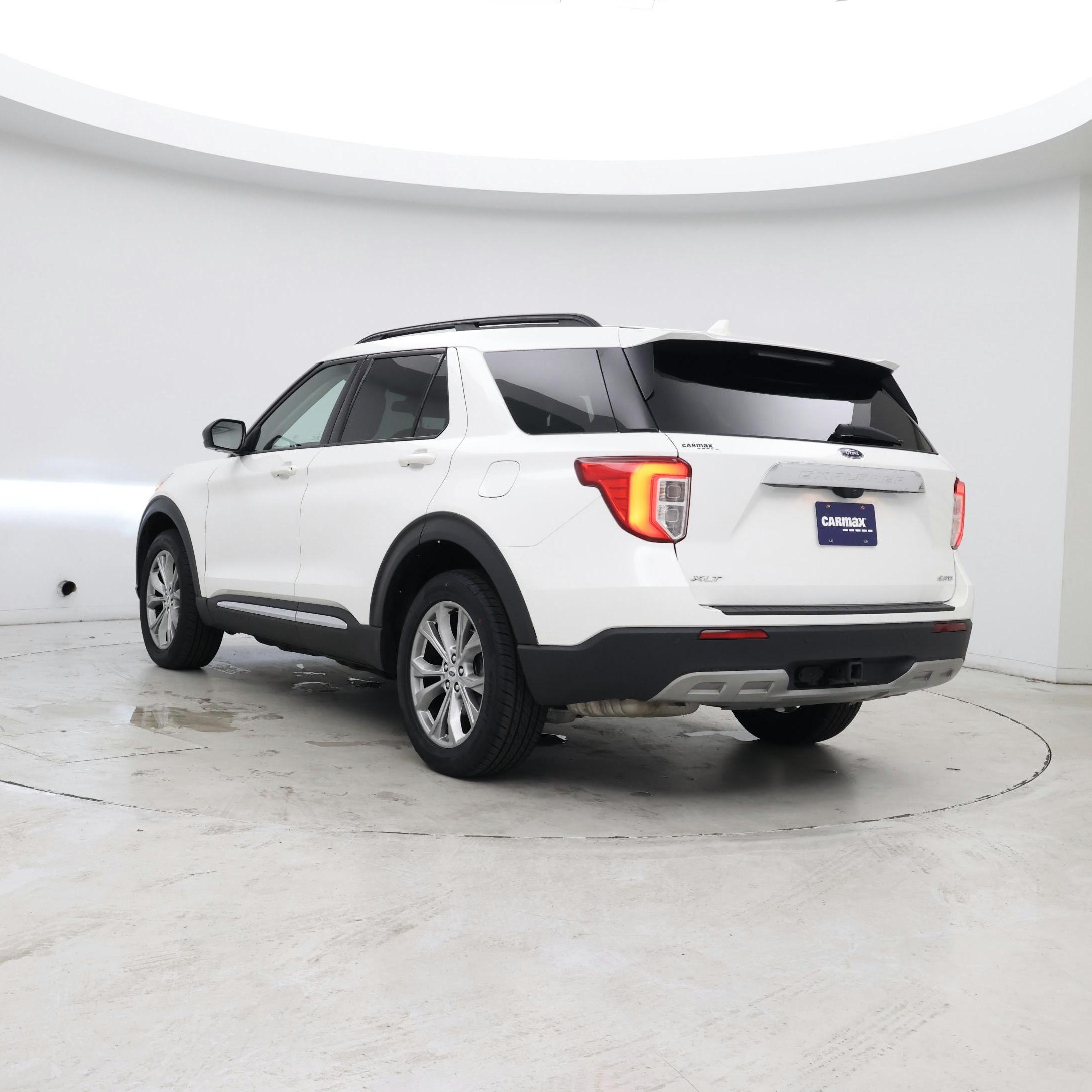 Thumbnail: 2023 Ford Explorer - 2