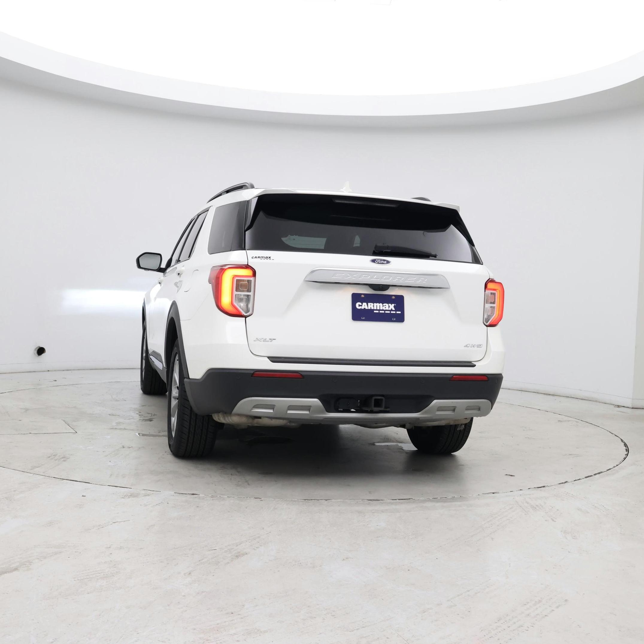 Thumbnail: 2023 Ford Explorer - 6