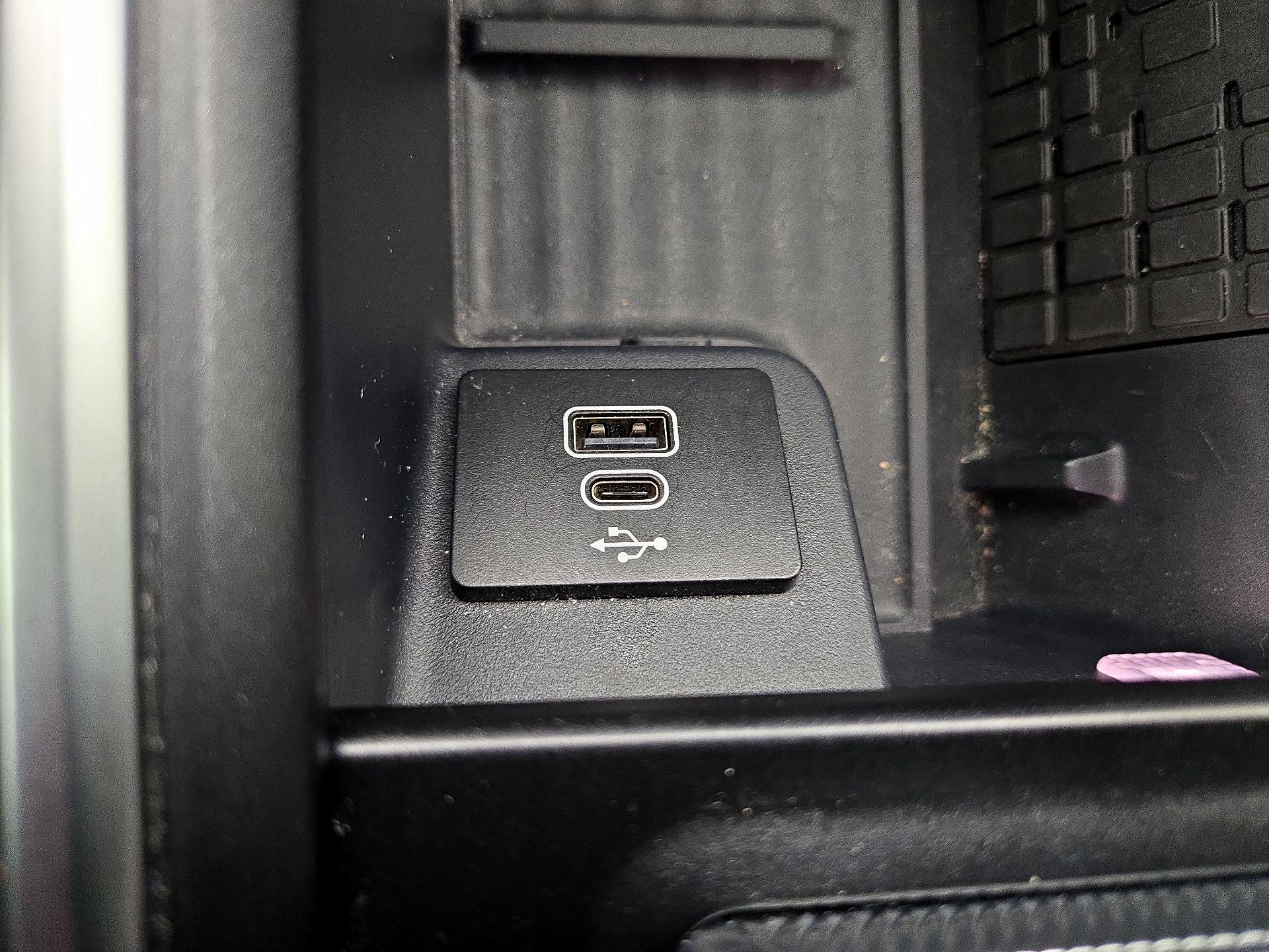 Thumbnail: 2025 Ford Expedition - 19