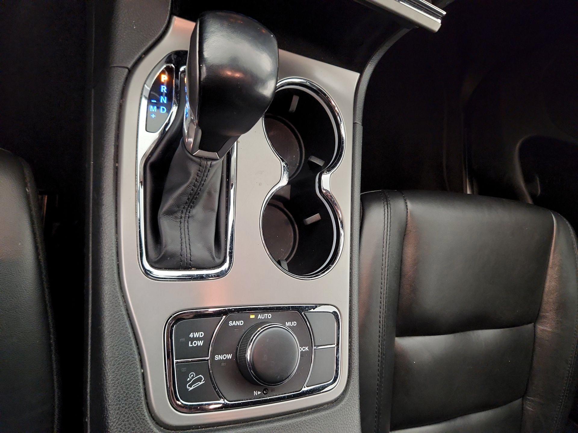 Thumbnail: 2021 Jeep Grand Cherokee - 18
