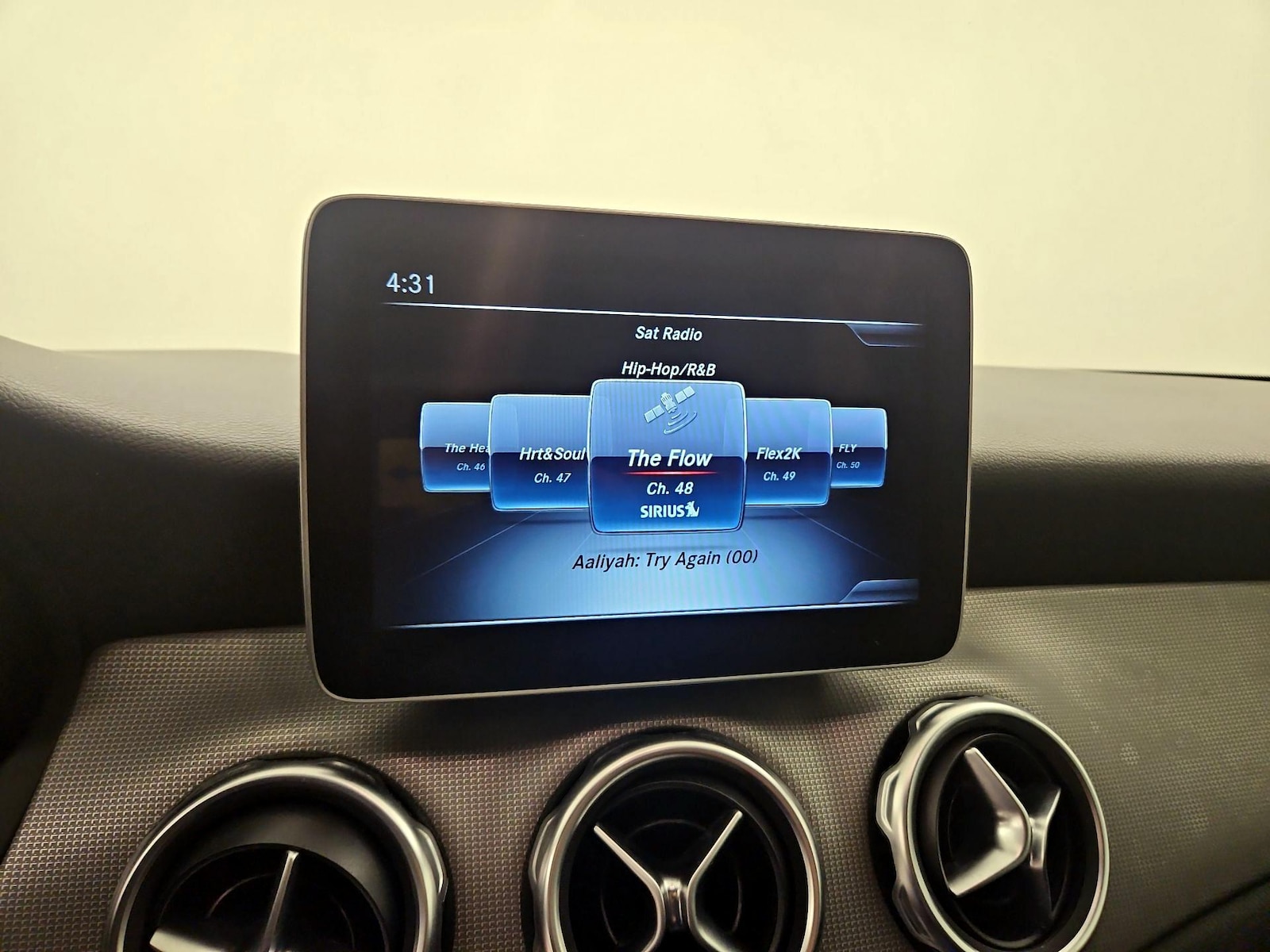 2020 Mercedes-Benz GLA GLA250 - Photo 16
