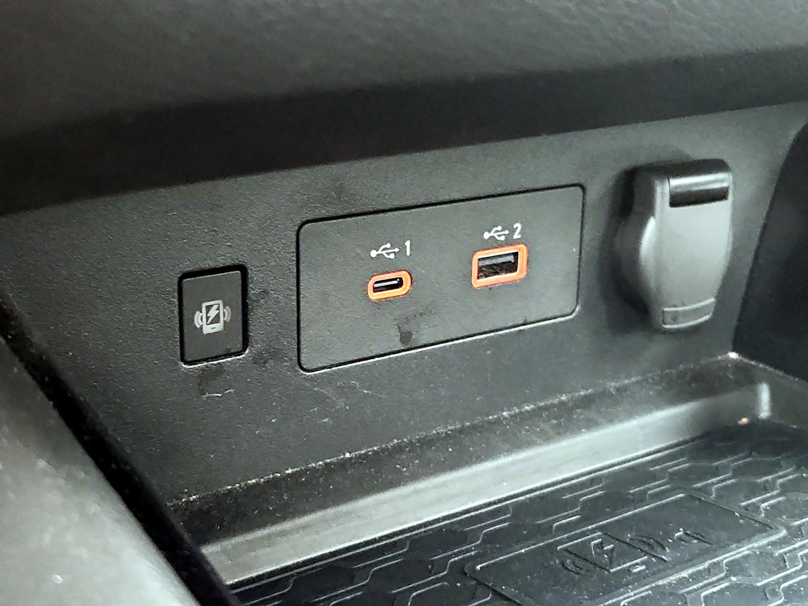 2023 Nissan Altima SV - Photo 20