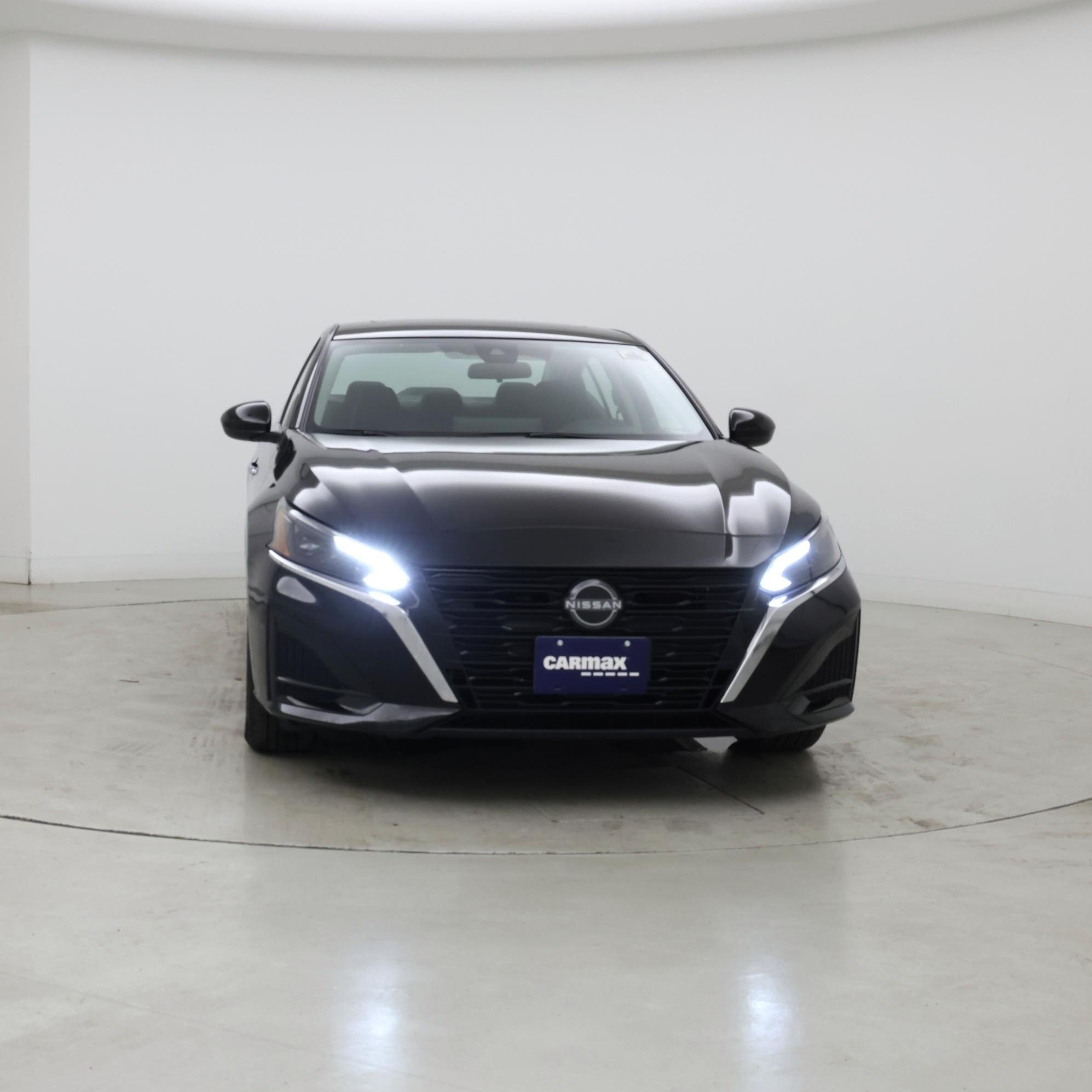 Thumbnail: 2023 Nissan Altima - 5