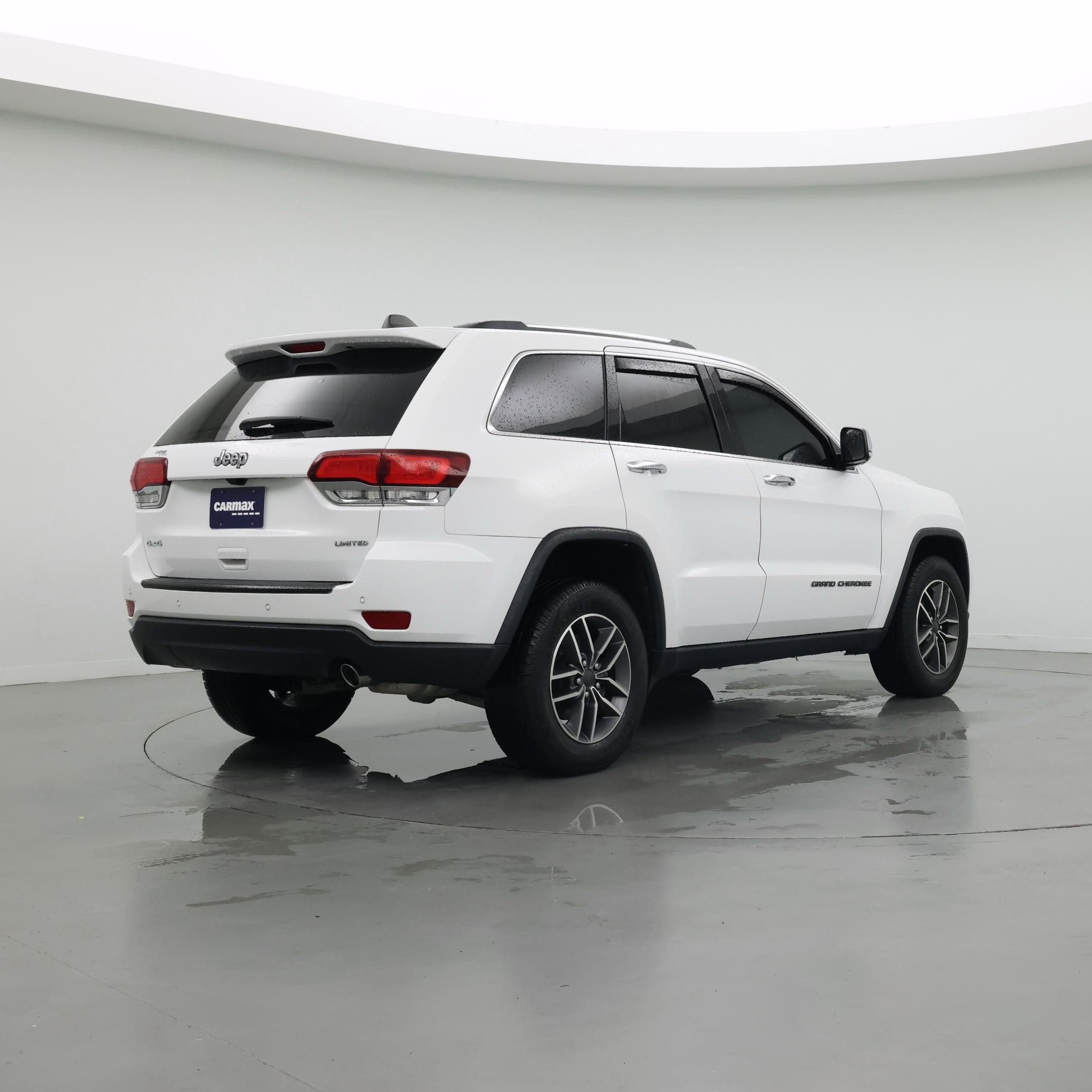 Thumbnail: 2021 Jeep Grand Cherokee - 8