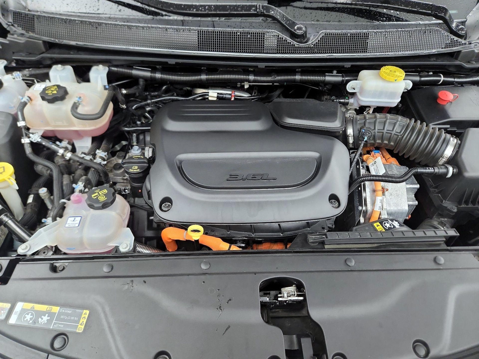 2024 Chrysler Pacifica PHEV Select - Photo 25