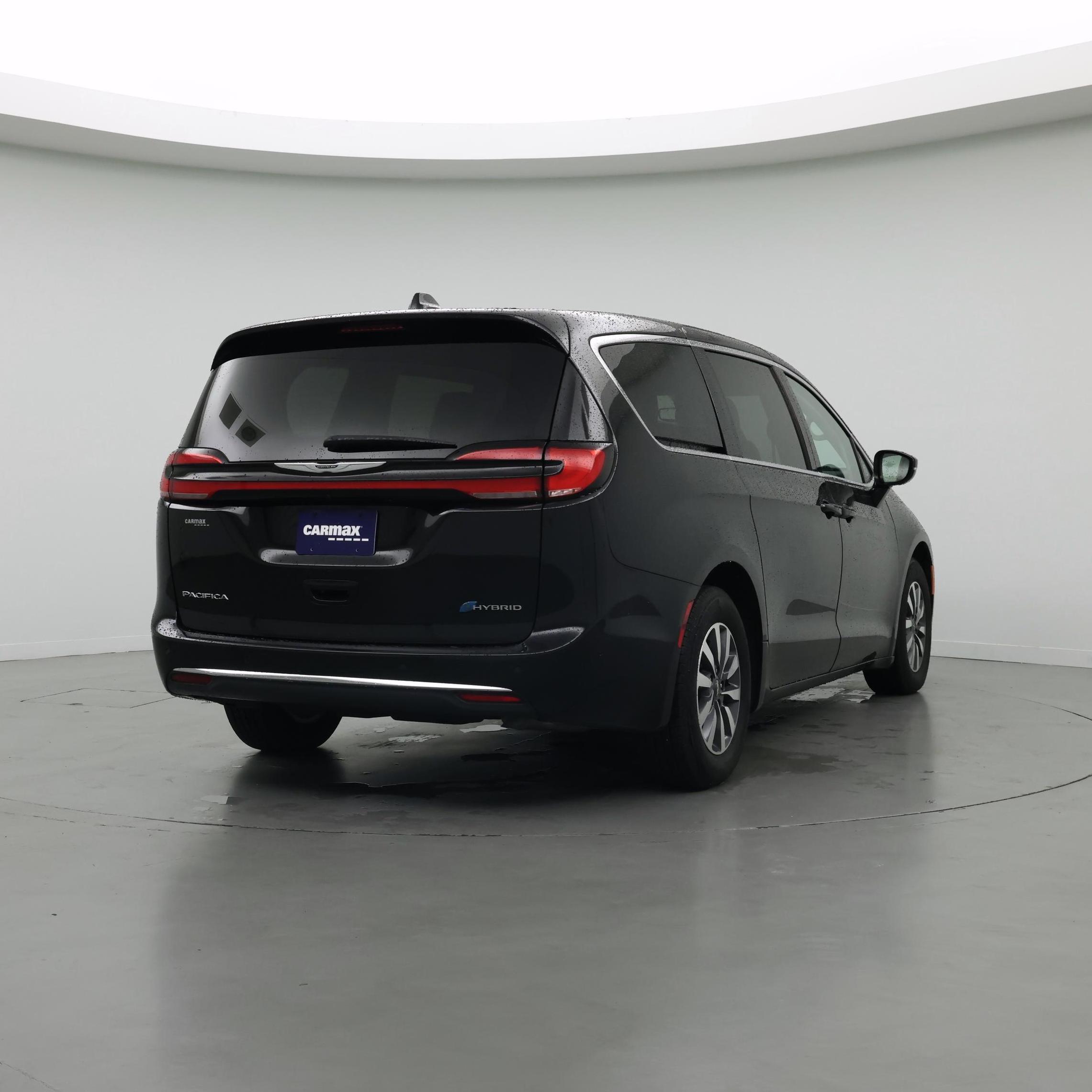 Thumbnail: 2024 Chrysler Pacifica - 8