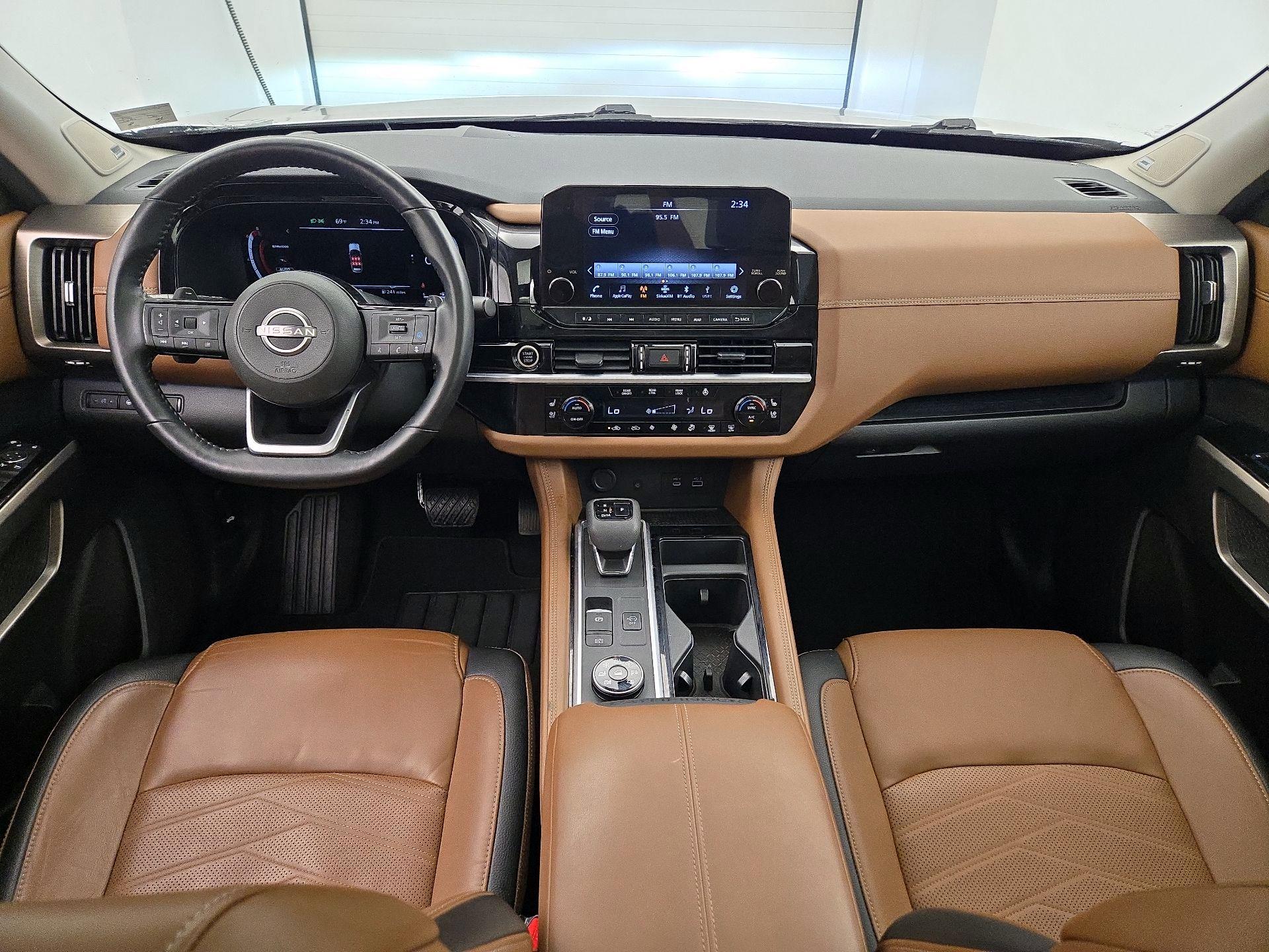Thumbnail: 2023 Nissan Pathfinder - 9