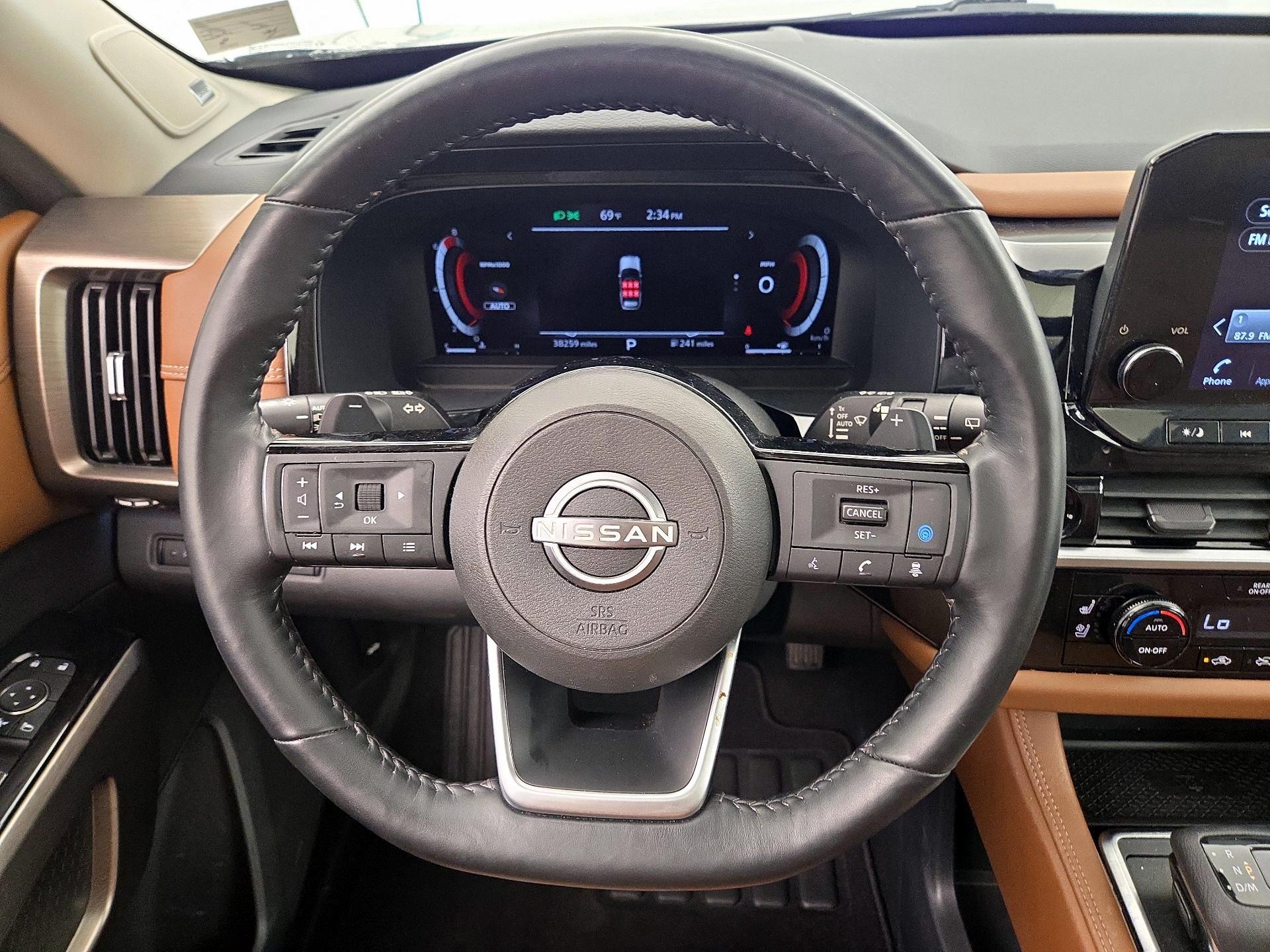 Thumbnail: 2023 Nissan Pathfinder - 10